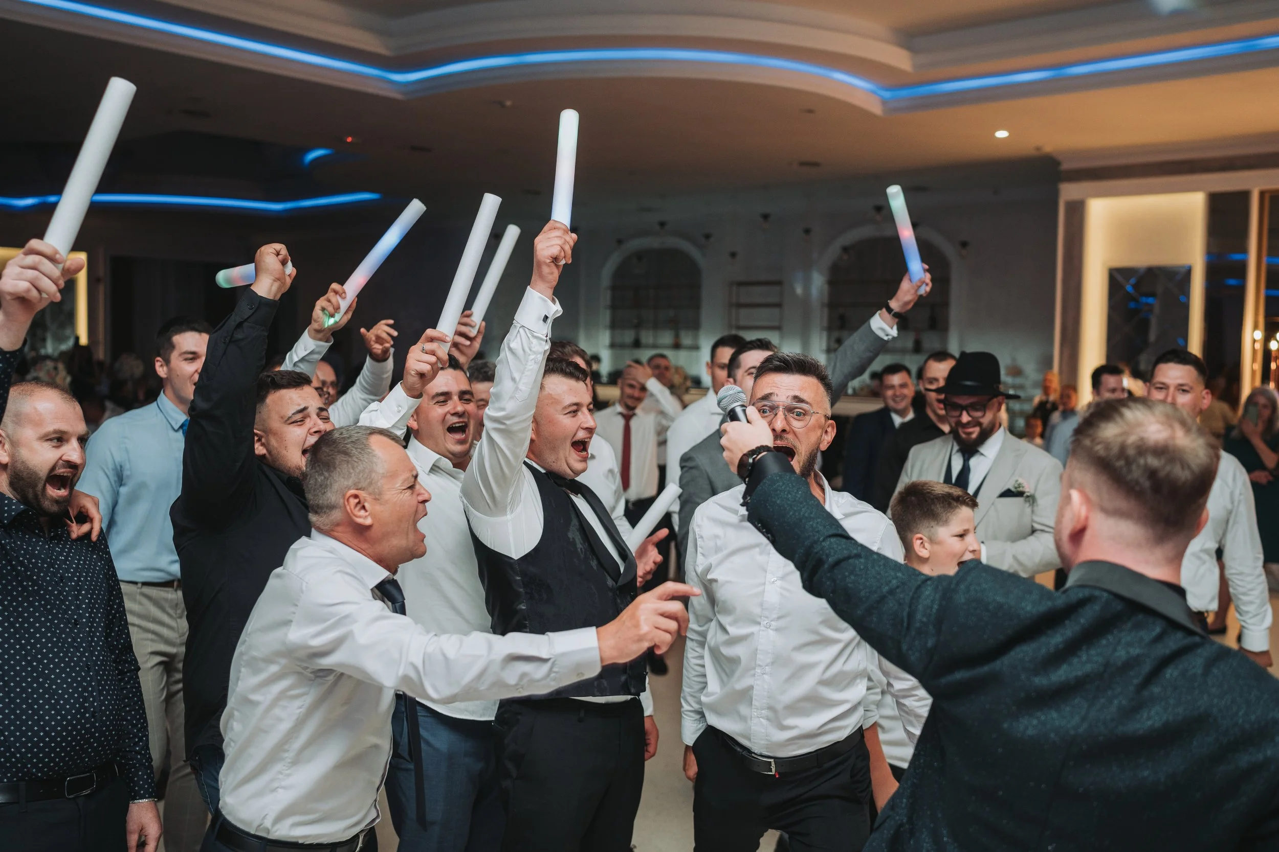 ONESHOT-432 copy.jpg