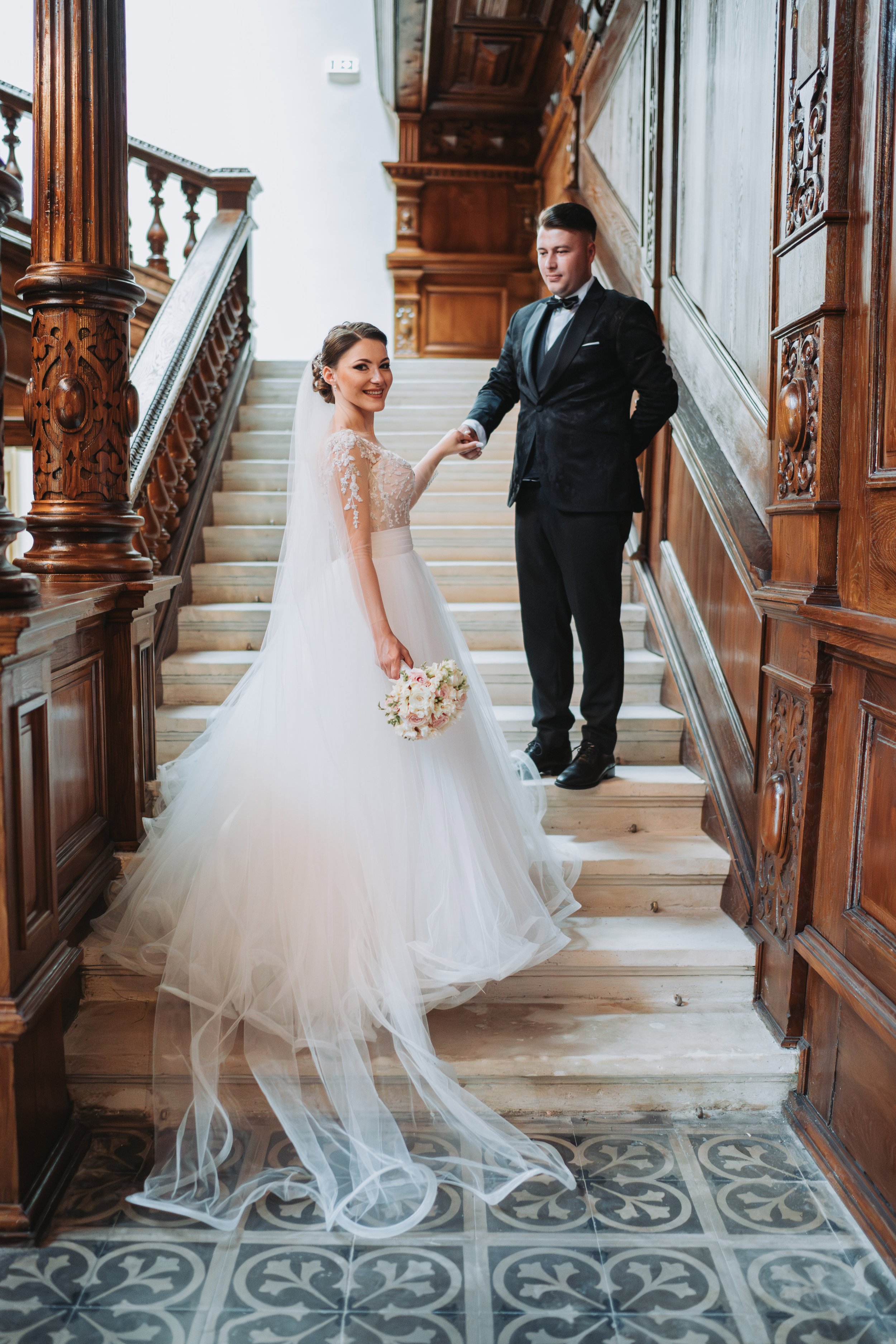 ONESHOT-157 copy.jpg