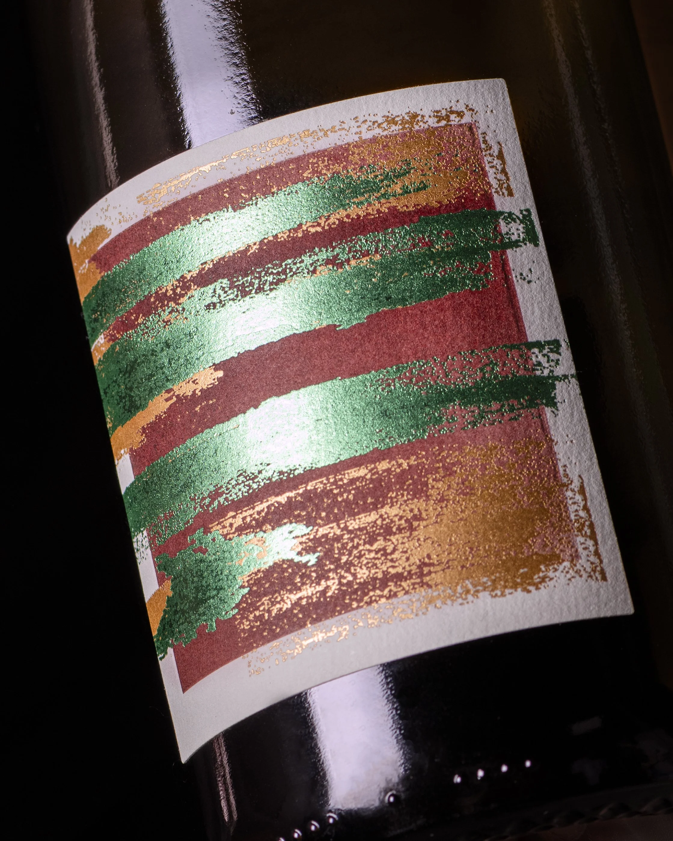 Rodney Strong Rowen Chardonnay gold foil detail