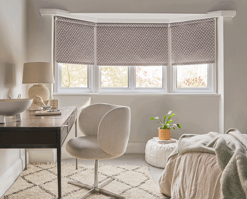 arena_2024_roller-blind_claudia-grape-23.png