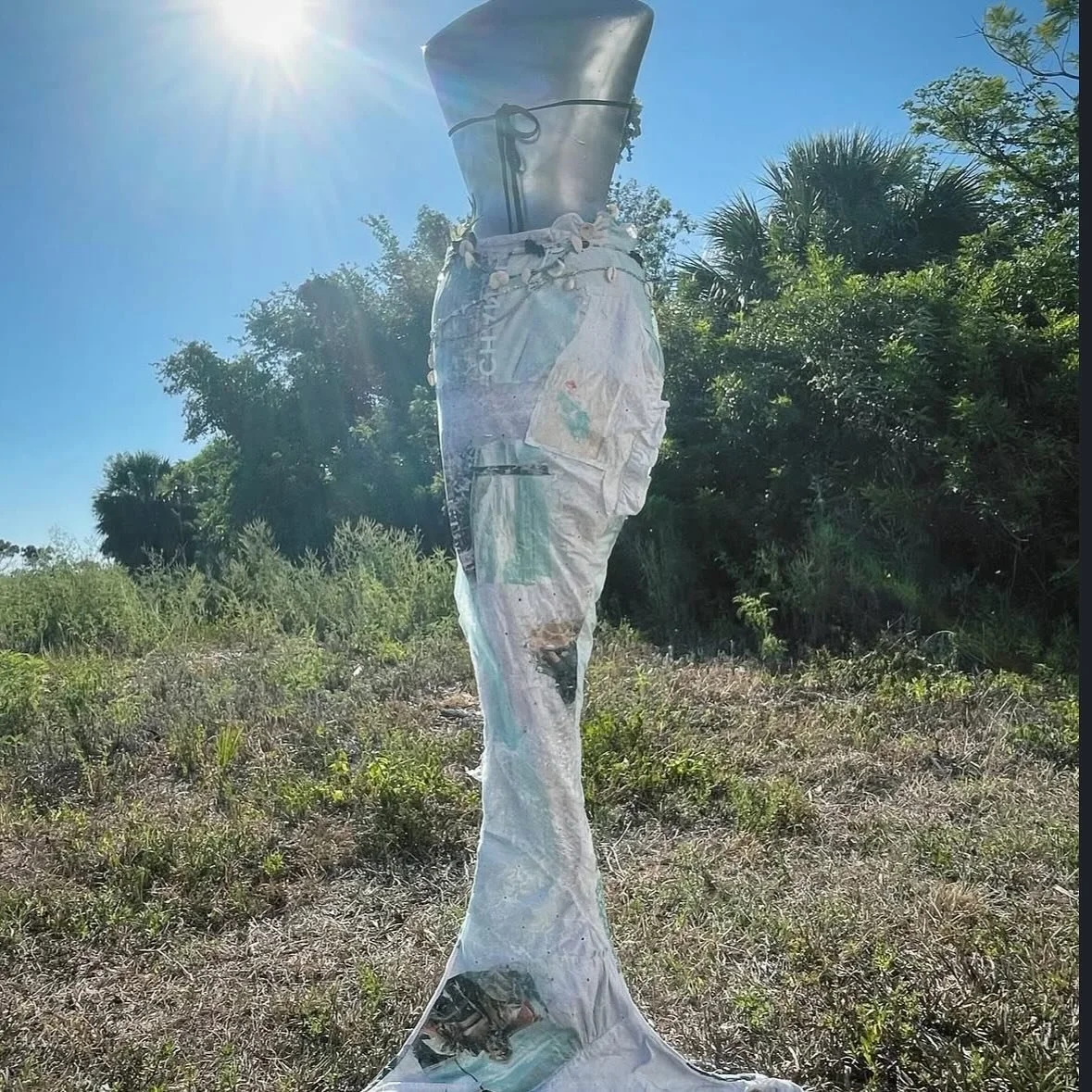 the mermaids are fucking dying!!!
*sold*