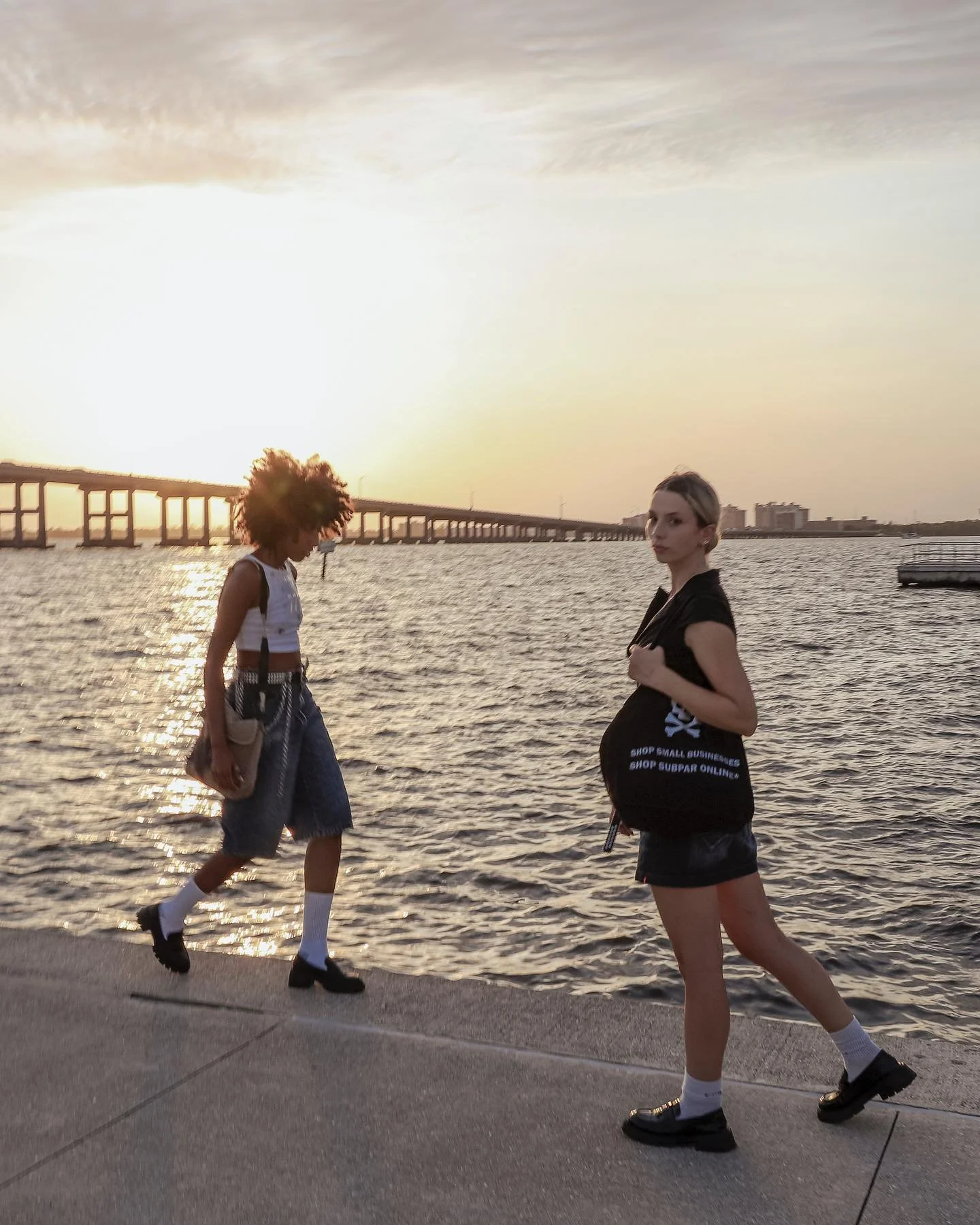 Looking good shopping SUBPAR.

You can too! shop ONLINE!

*shot by @ethanlandersphoto