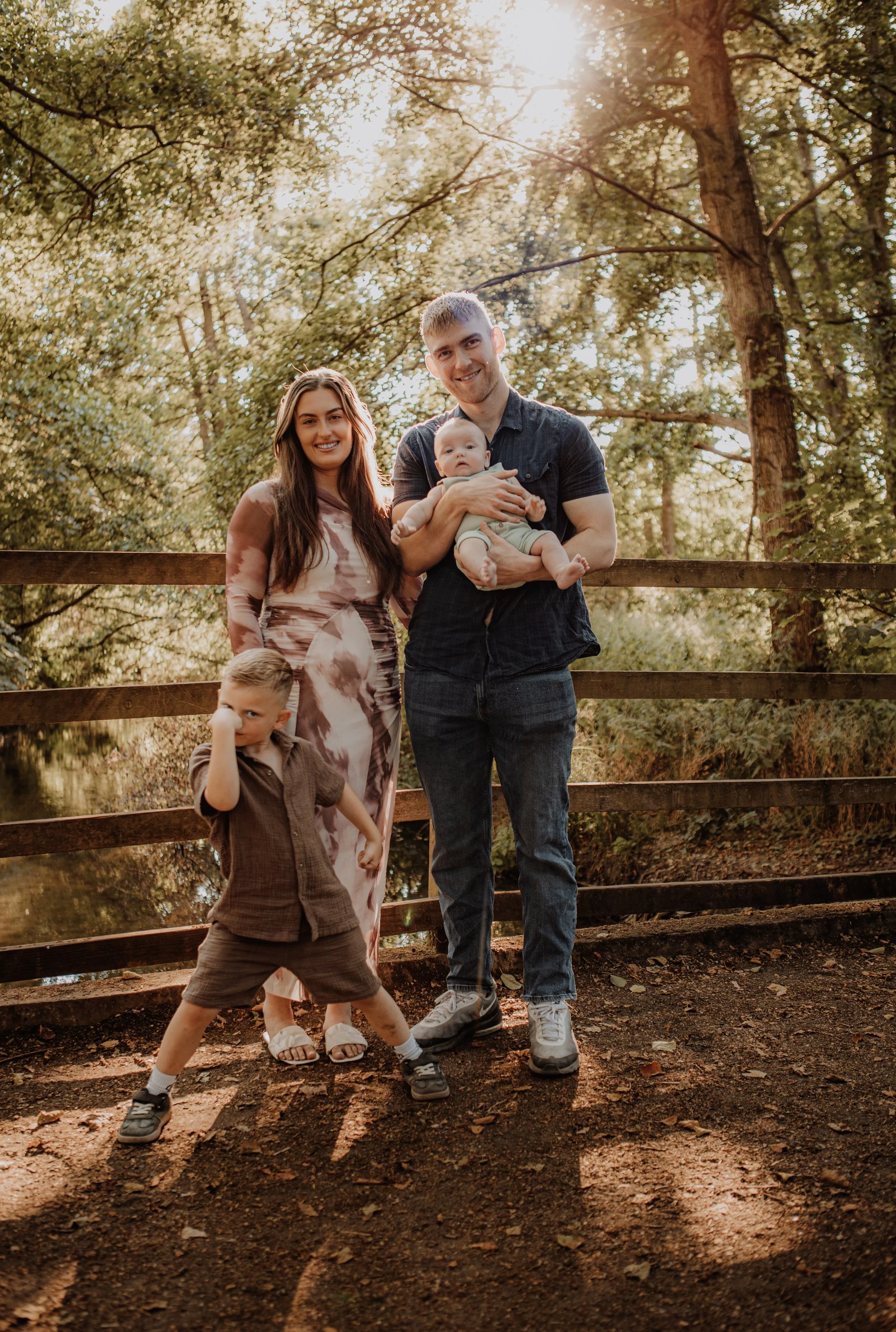 Lynsey&Fam-3.jpg