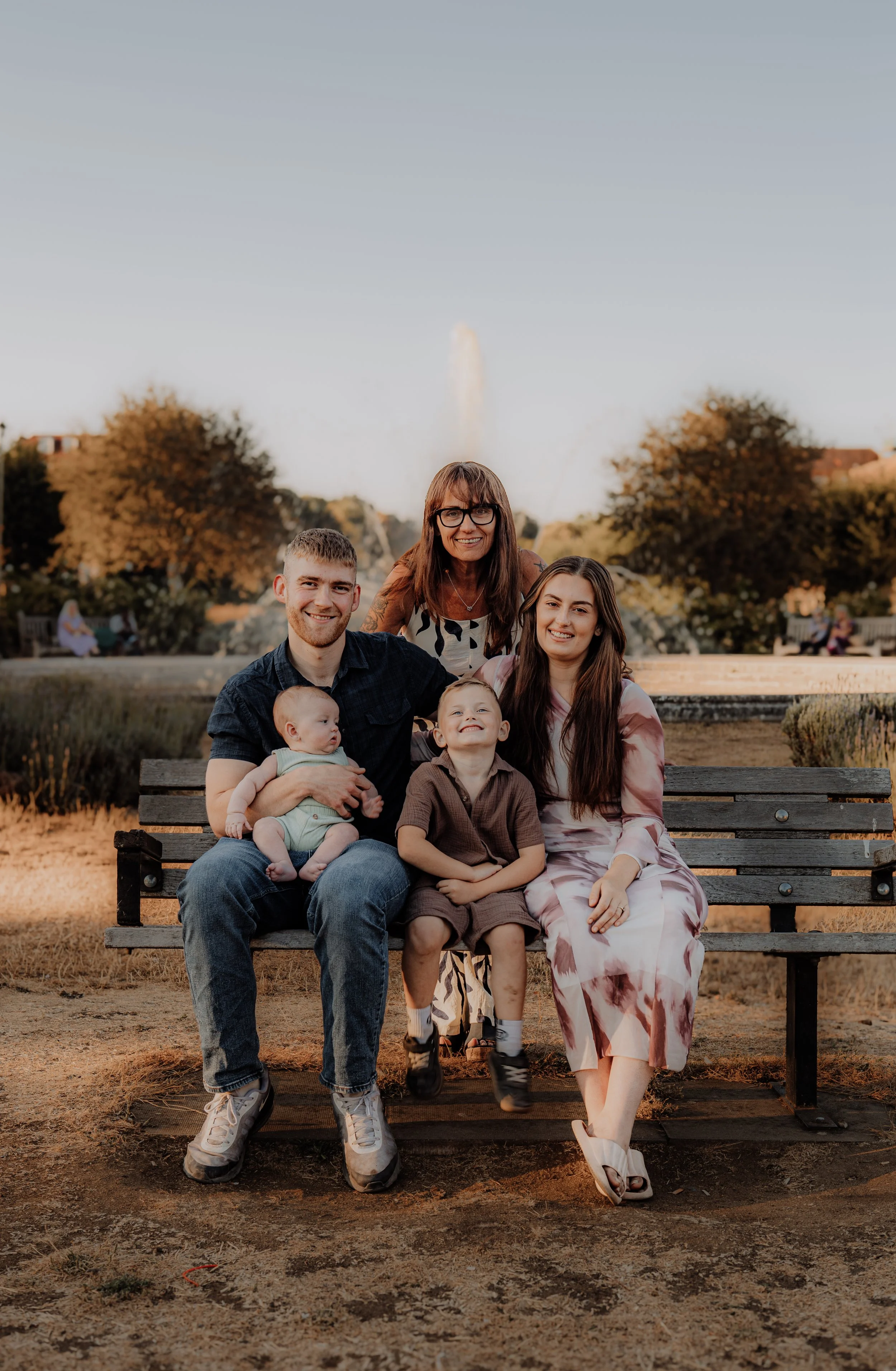 Lynsey&Fam-18.jpg