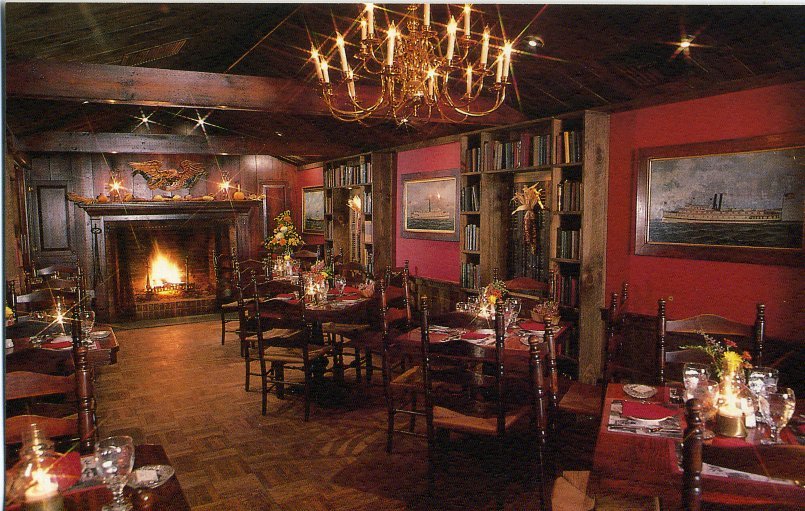 gris library c 2000.jpg