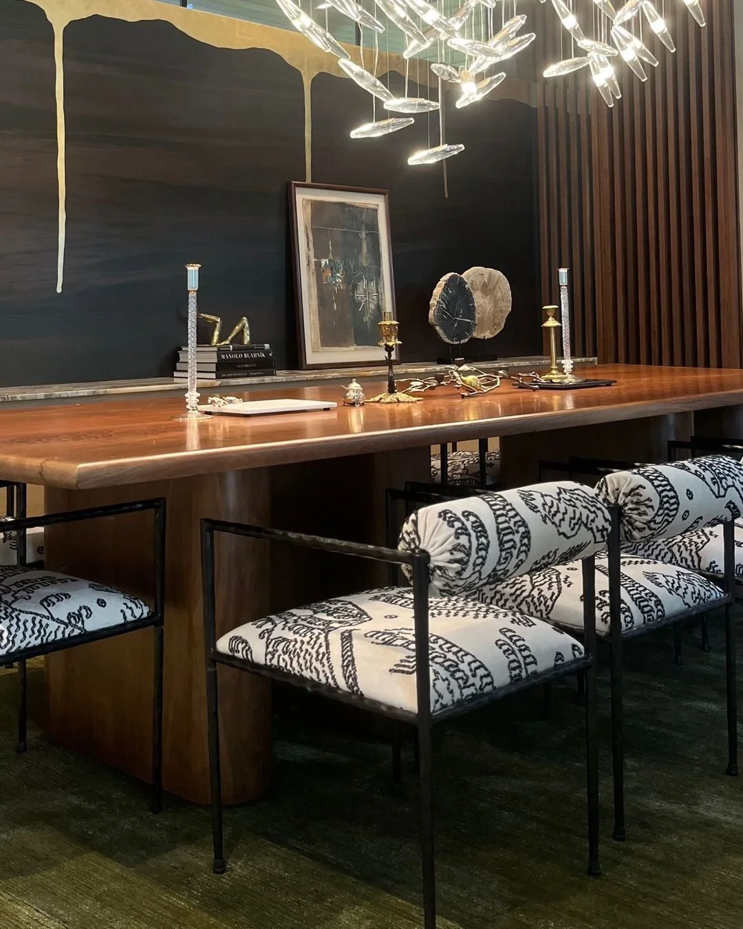 serenity now//
enters its final stage as the finishing touches bring the vision to life