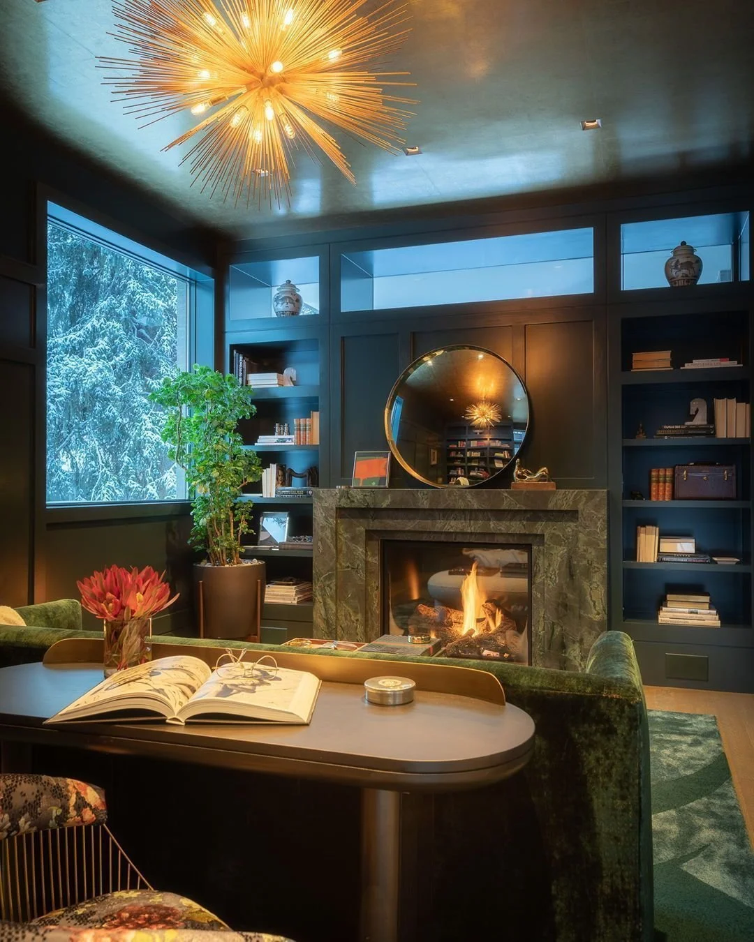 every home needs a wild card -
refined, moody, and unapologetically unique from it's neighboring spaces

project : v|o moderne