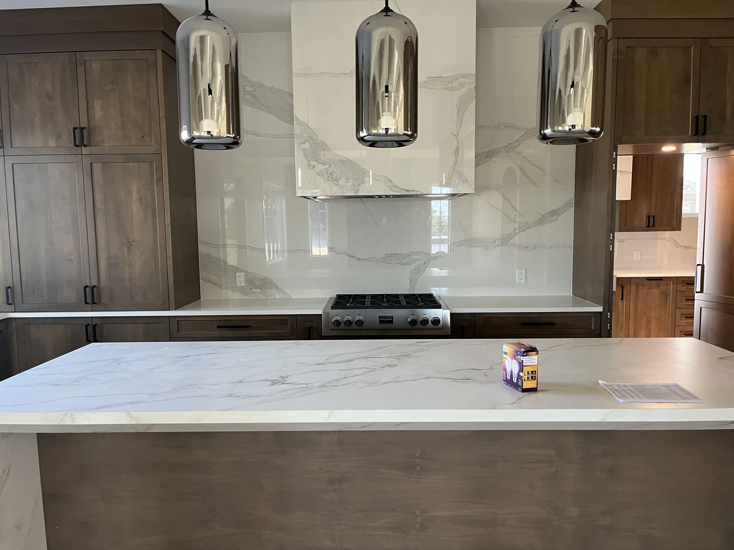 0258D698-371A-4B02-B6A1-354F6ECF6F99 copy.jpg