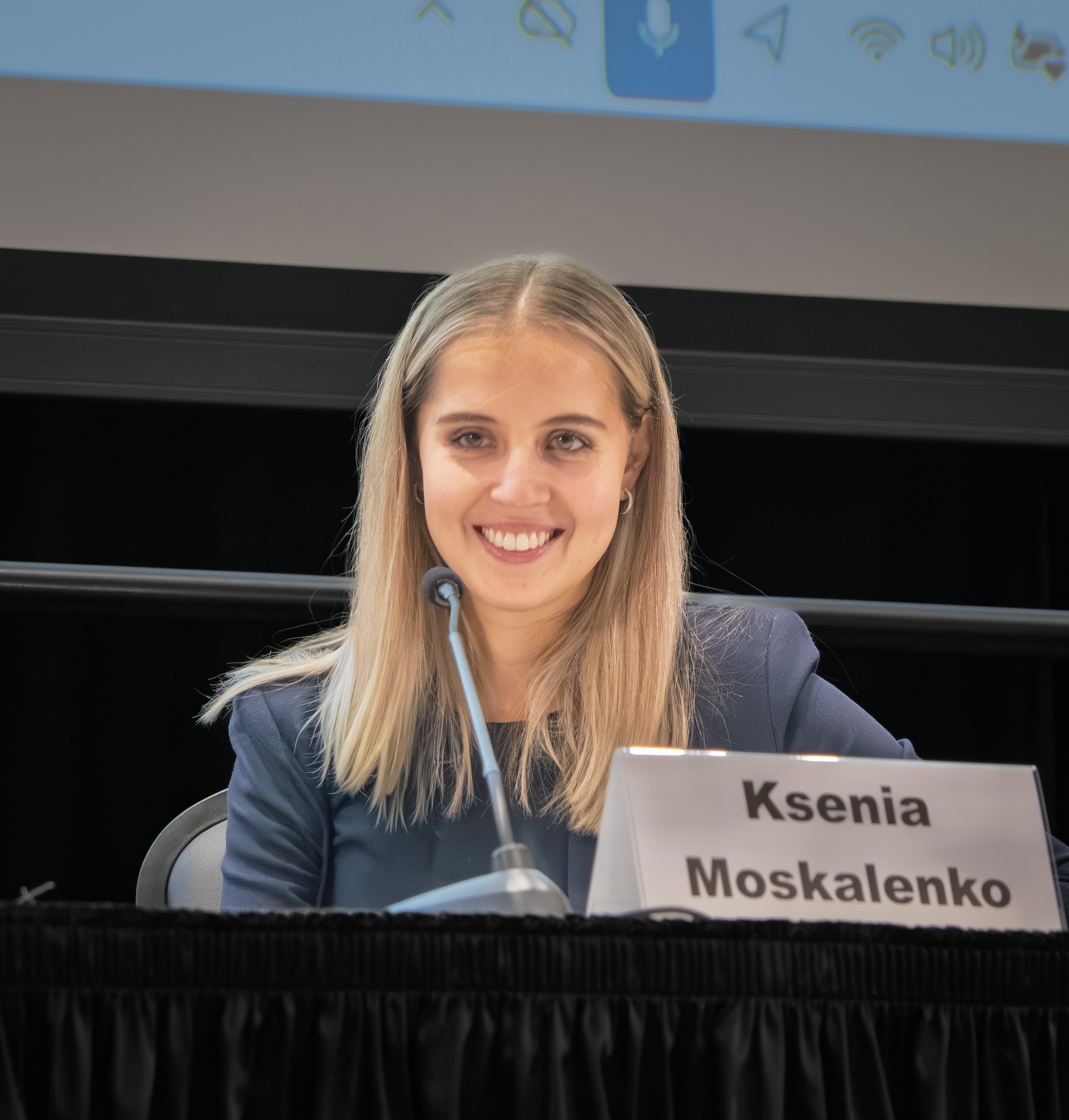 World conf A-4607.jpg