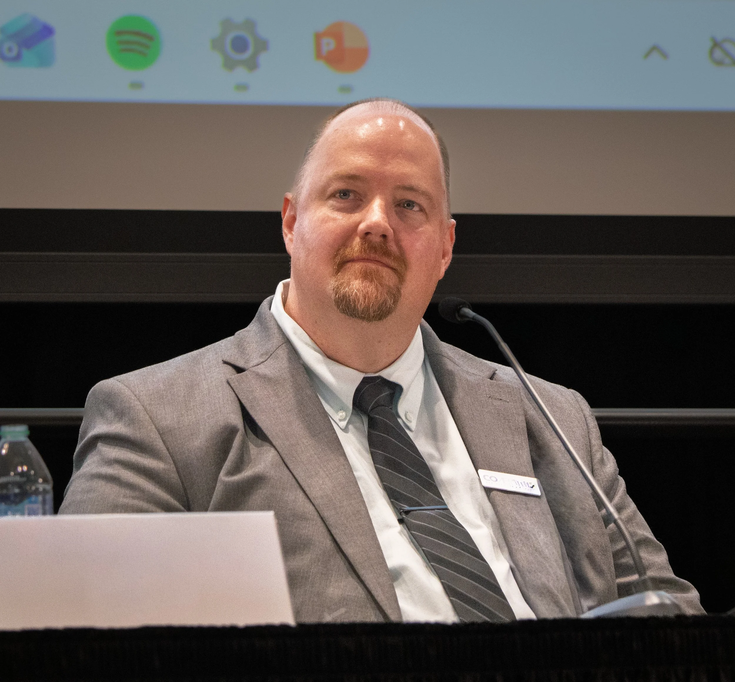 World conf A-4414.jpg