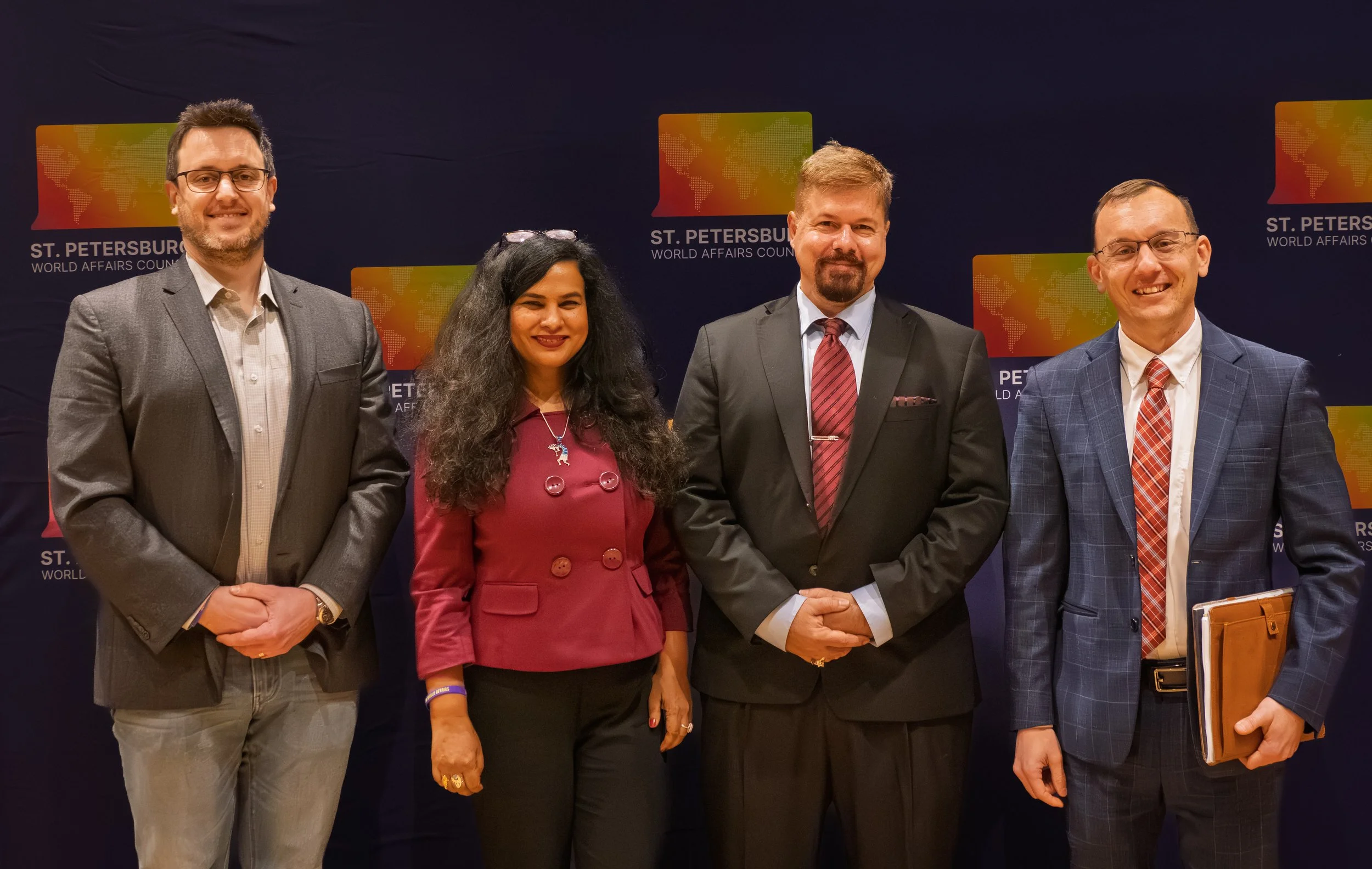 World conf A-4281.jpg