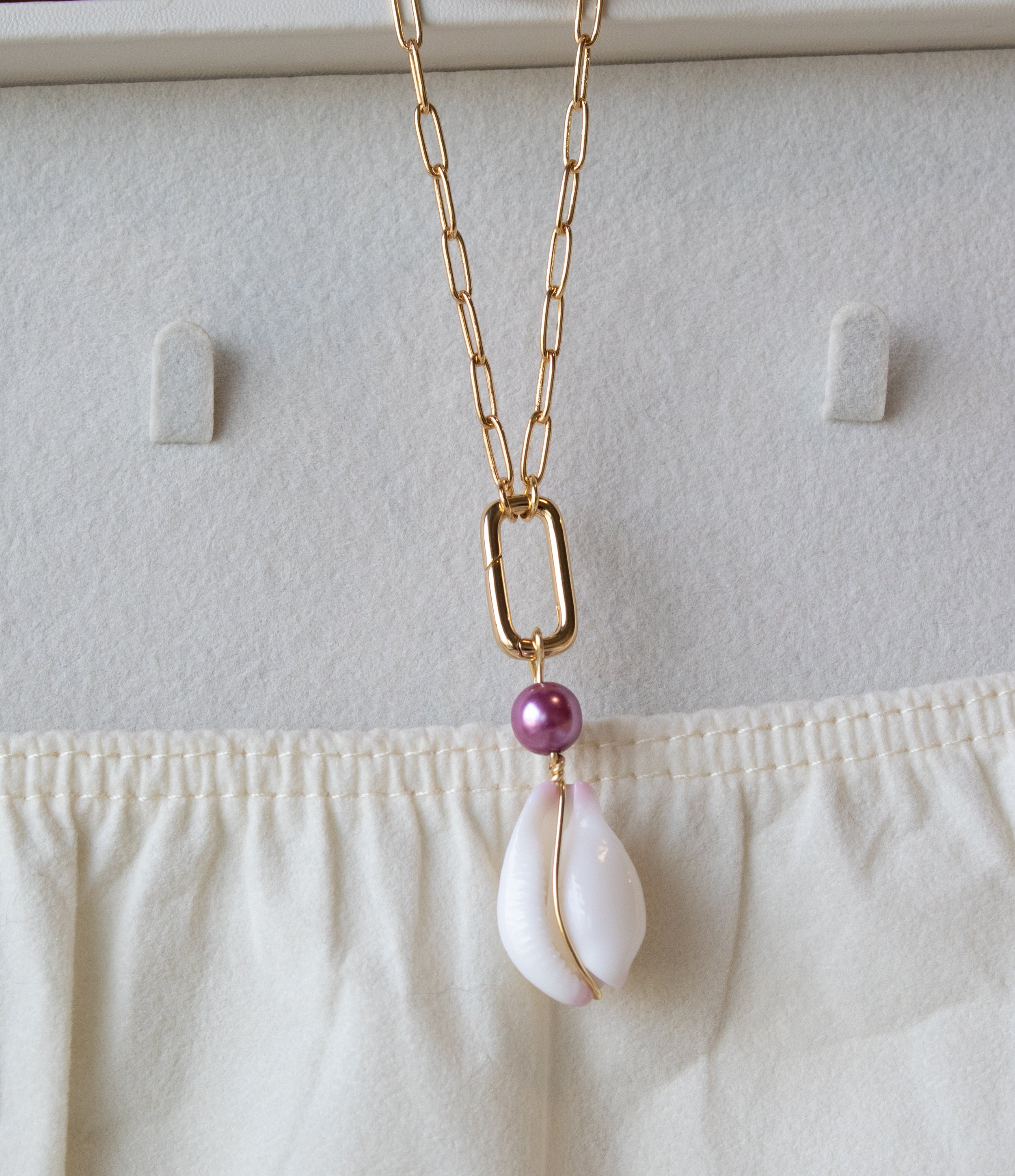 Pink_shell&pearl_1.jpg