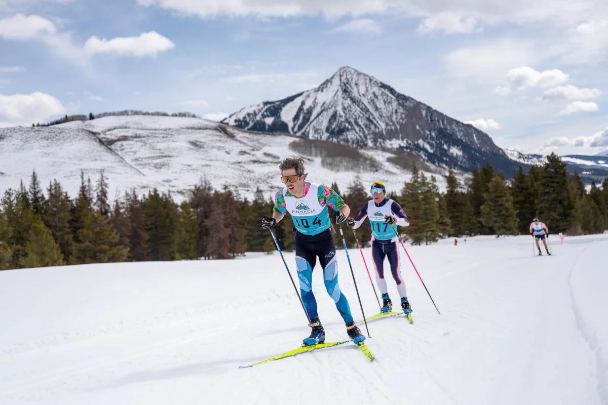 crested buttians nordic ski race the pinnacle orthopedics community race series with mt. crested butte in the background