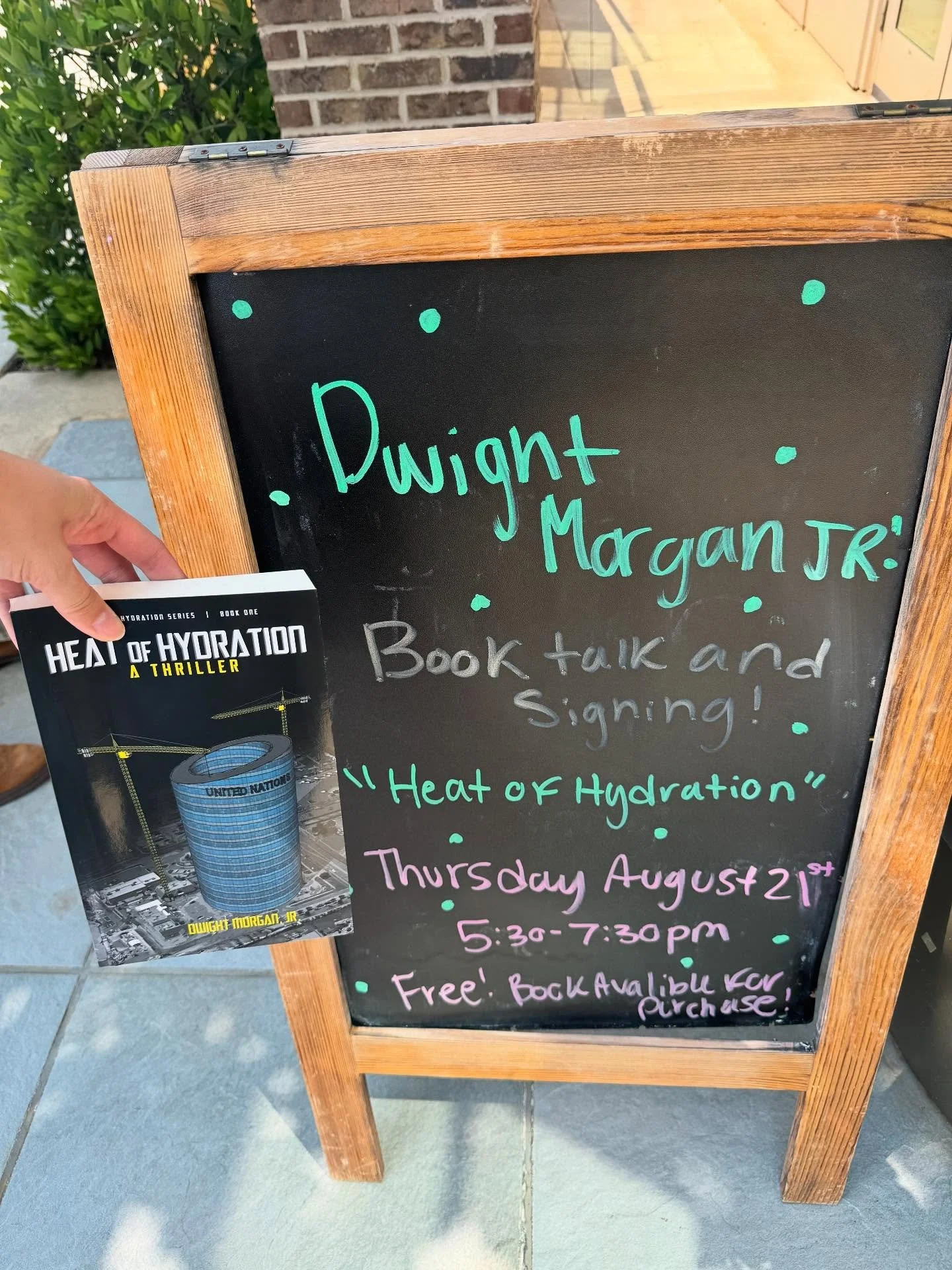📣 Hey, this is happening right now!

If you&rsquo;re grabbing drinks or dinner in Crabapple Market and thinking about your next weekend read&mdash;swing by Poe &amp; Company before 7!

Author Dwight Morgan is here signing &ldquo;Heat of Hydration&rd