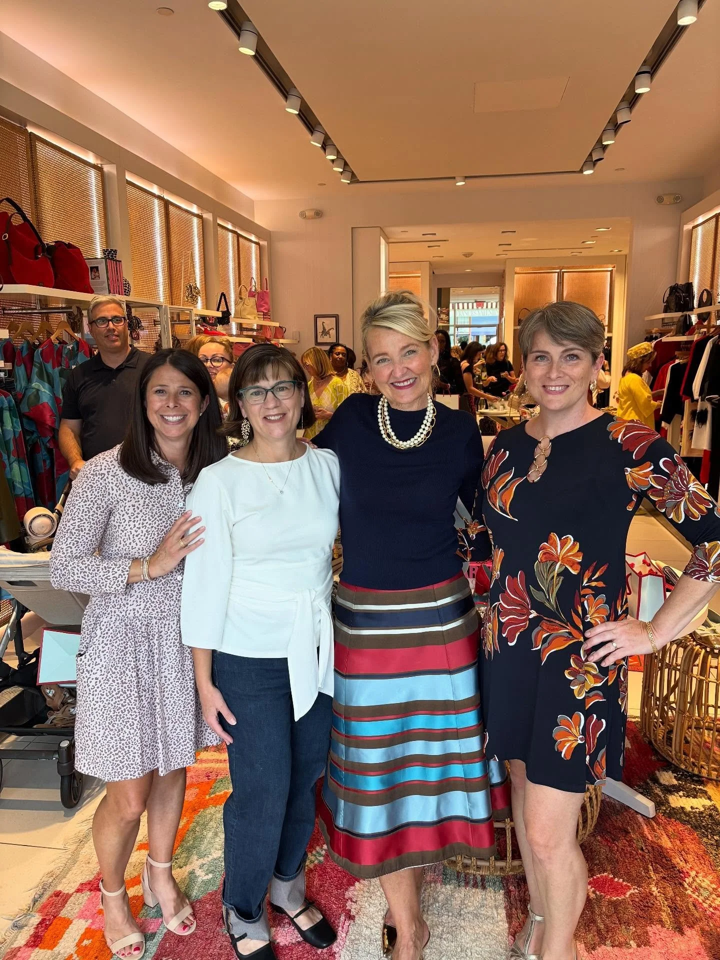 ✨ What a night! ✨ Thank you to everyone who joined us at @francesvalentine Buckhead to celebrate @elyce_arons and her inspiring memoir &ldquo;We Might Just Make It After All.&rdquo; 🥂📚 It was such a joy to sip, shop, and hear Elyce&rsquo;s story in