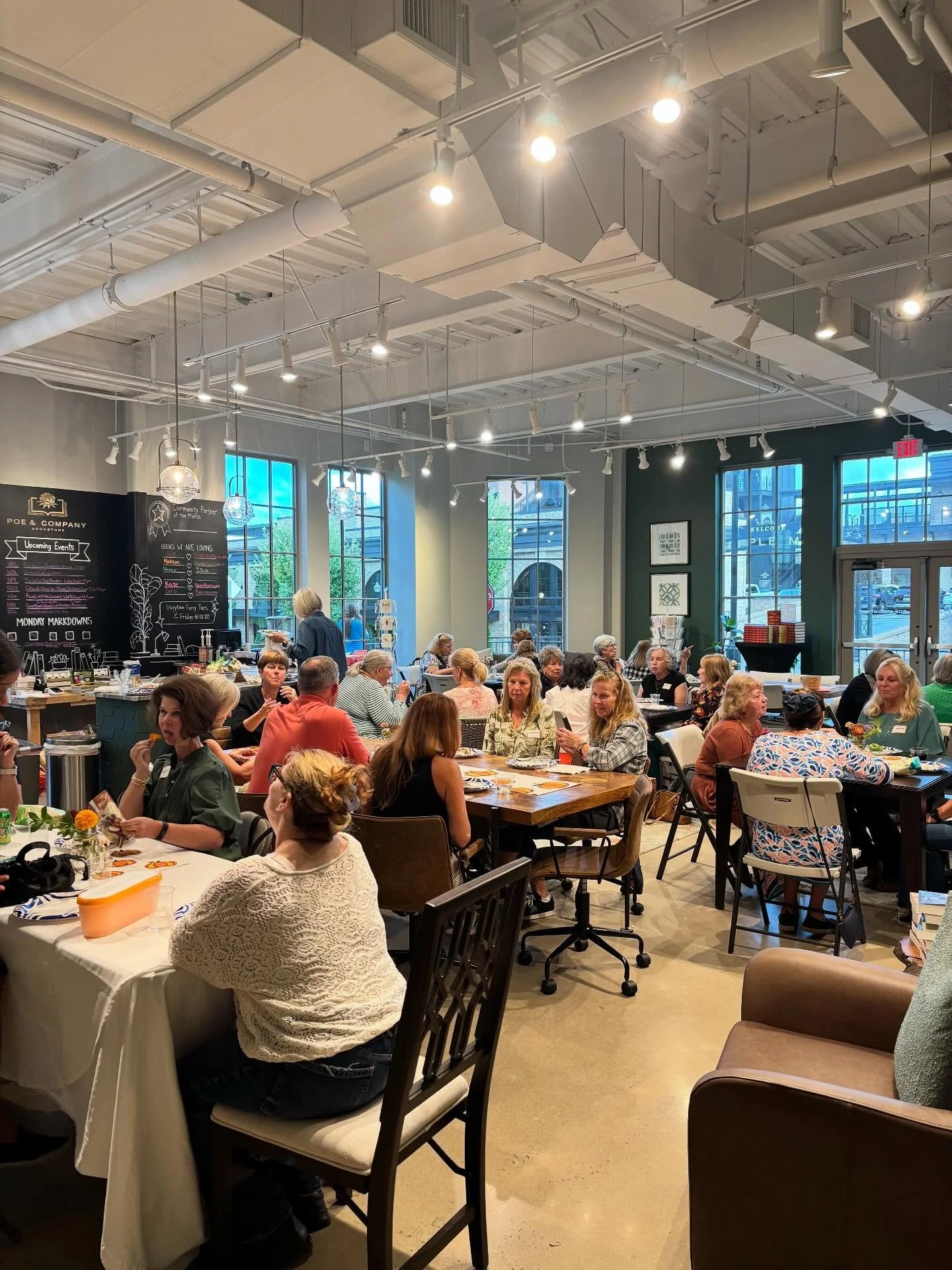 The Brookfield Women&rsquo;s Club packed the house with 40+ guests for an incredible evening featuring Christina McMorris, author of &ldquo;The Girls of Good Fortune.&rdquo; 💫

It was a huge success 🤩 Thank you to everyone who joined us! 

👀 Want 