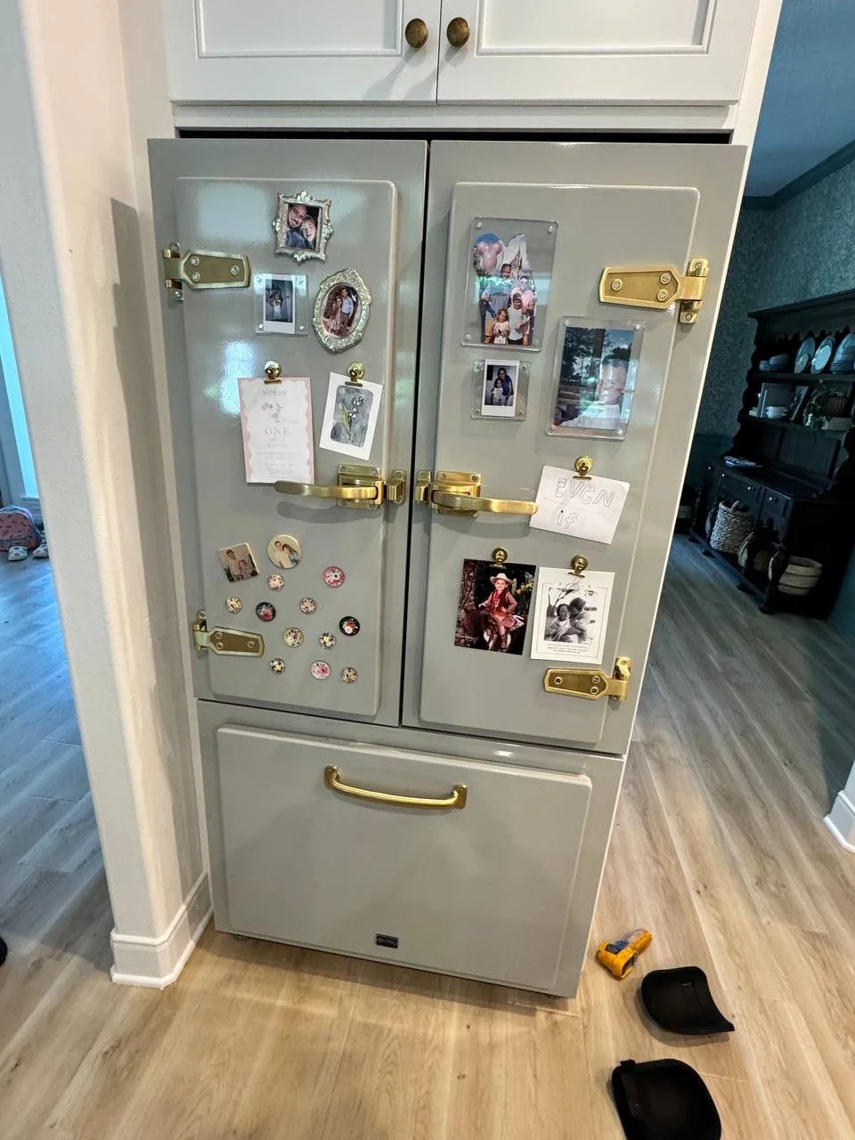 Professional refrigerator repair service for French door, side-by-side, top-freezer, and built-in refrigerators throughout Palm Beach County.