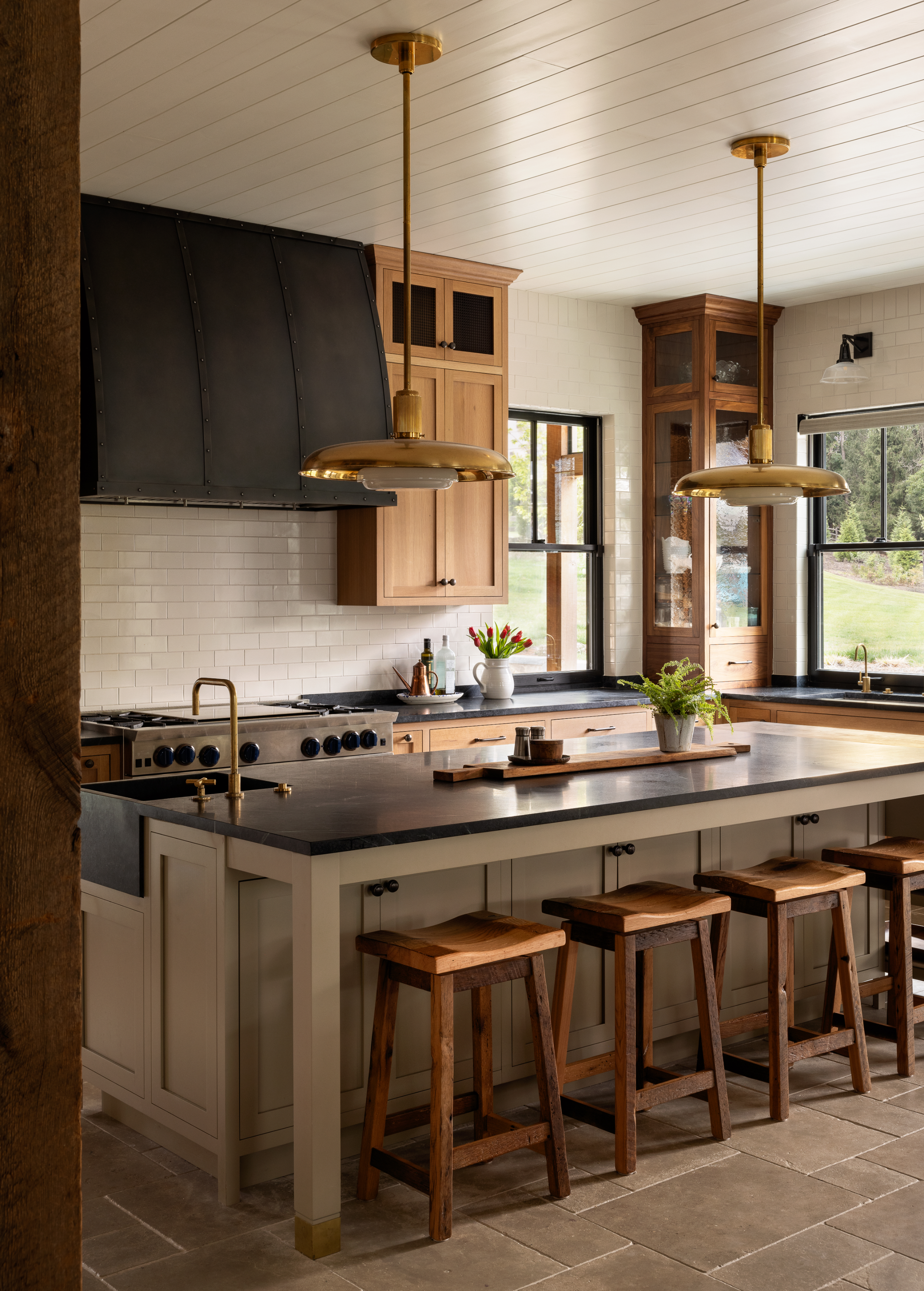 225-E-14th-Ave-Conshohocken-PA-(Interior)-1297-(HR).png