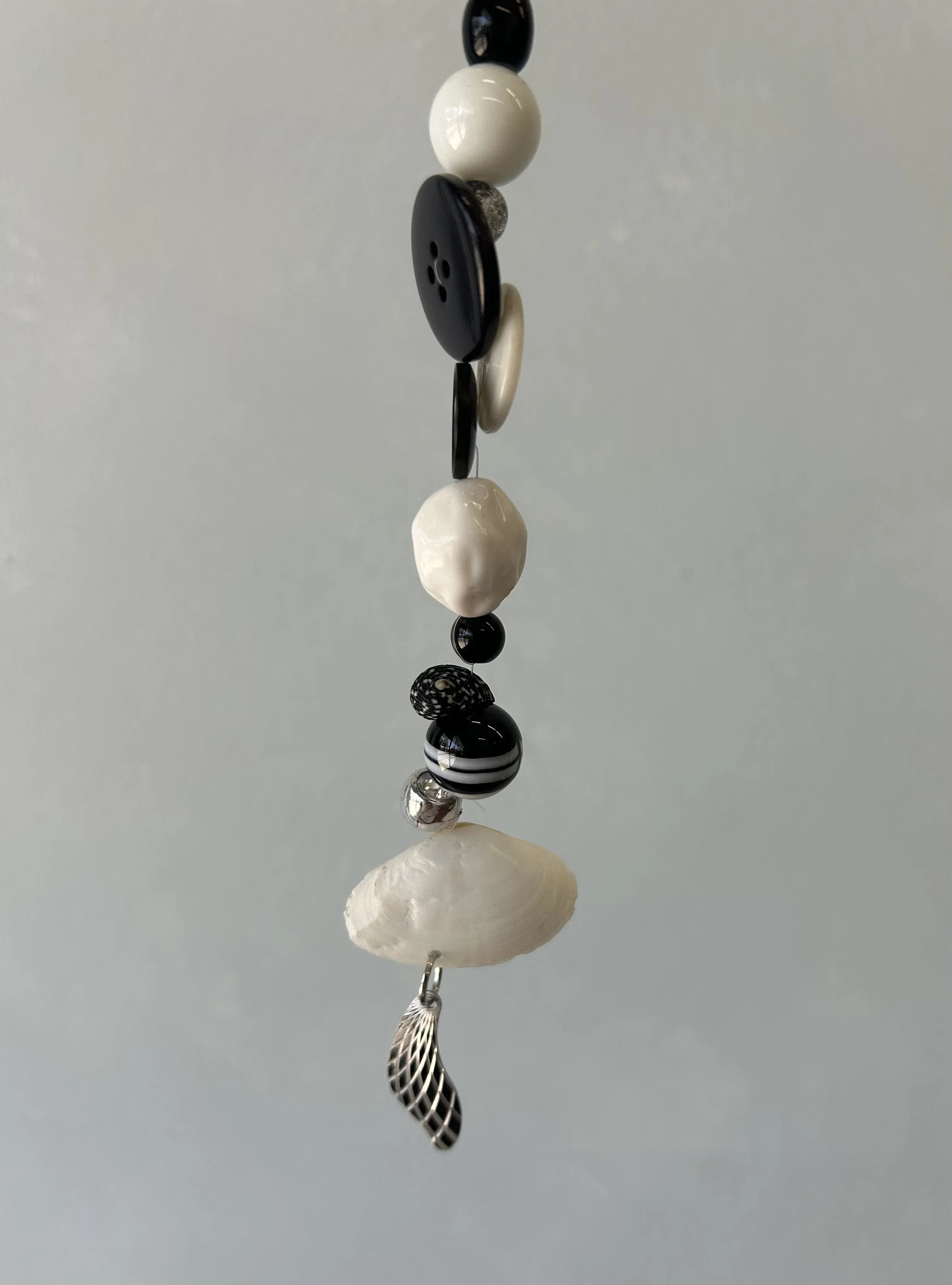 Dangly Strand Shell