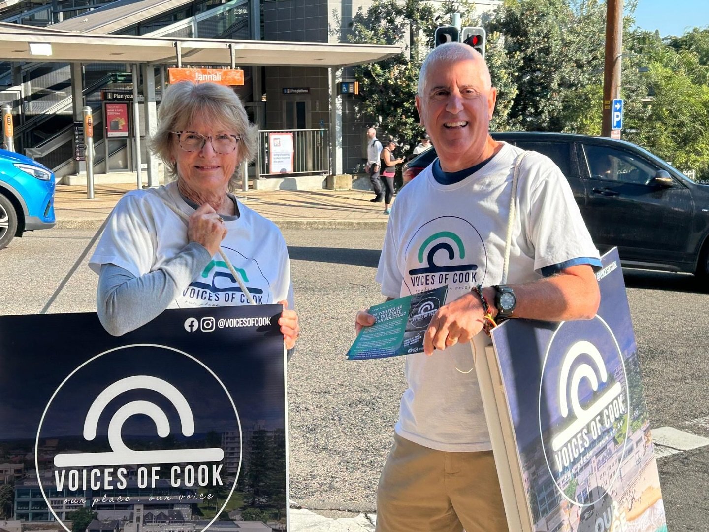 Busy busy busy!! 

We&rsquo;re out spreading the word - we DESERVE BETTER! 

Big thanks to everyone at Jannali train station this morning for your smiles, a gold old thumbs up and your quick chats! 

Two quotes of the day: 
- &ldquo;You guys are bril