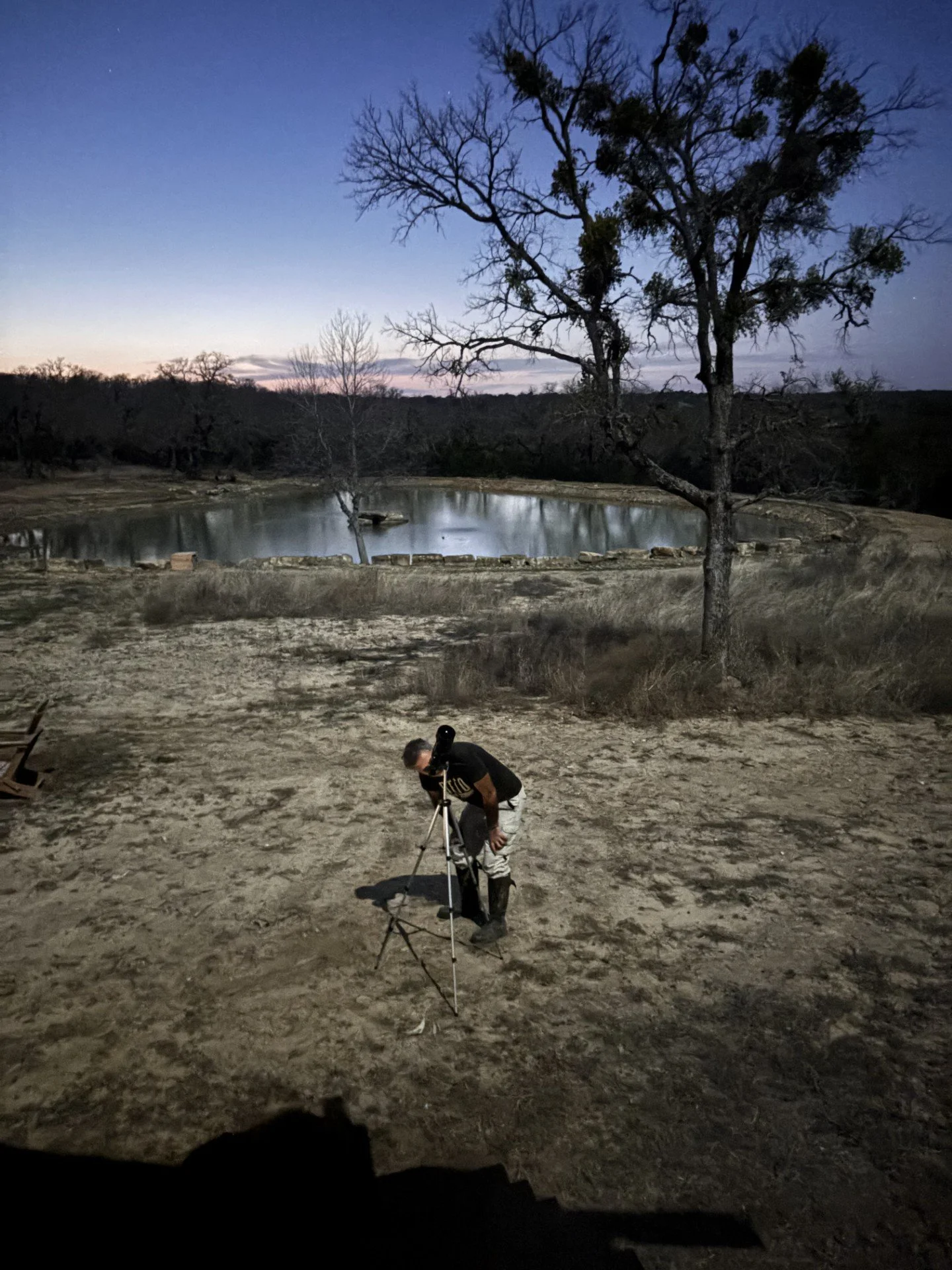 Stay under Hill Country stars. ✨
Every stay includes a telescope for quiet nights of stargazing.

📍 Meadow Tent &middot; San Saba, Texas

#HillaRanchGlamping #LuxuryGlamping #HillCountryGetaway #FallAtHilla #TexasGlamping #StargazingTexas #MeadowTen