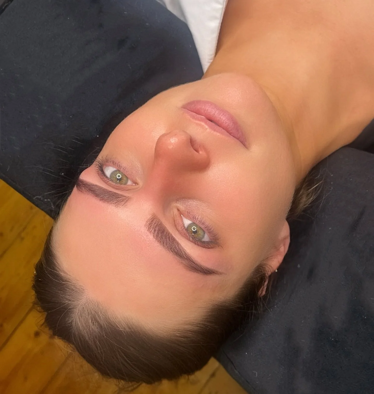 Brows of your dreams ☁️☁️

Brow wax and tint for this angel 

Using @italwax.au and @browcodepro 

For all bookings visit www.hawksbeauty.com x

#browshaping #browgoals #browartist #browtinting #browstylist #melbournebeauty