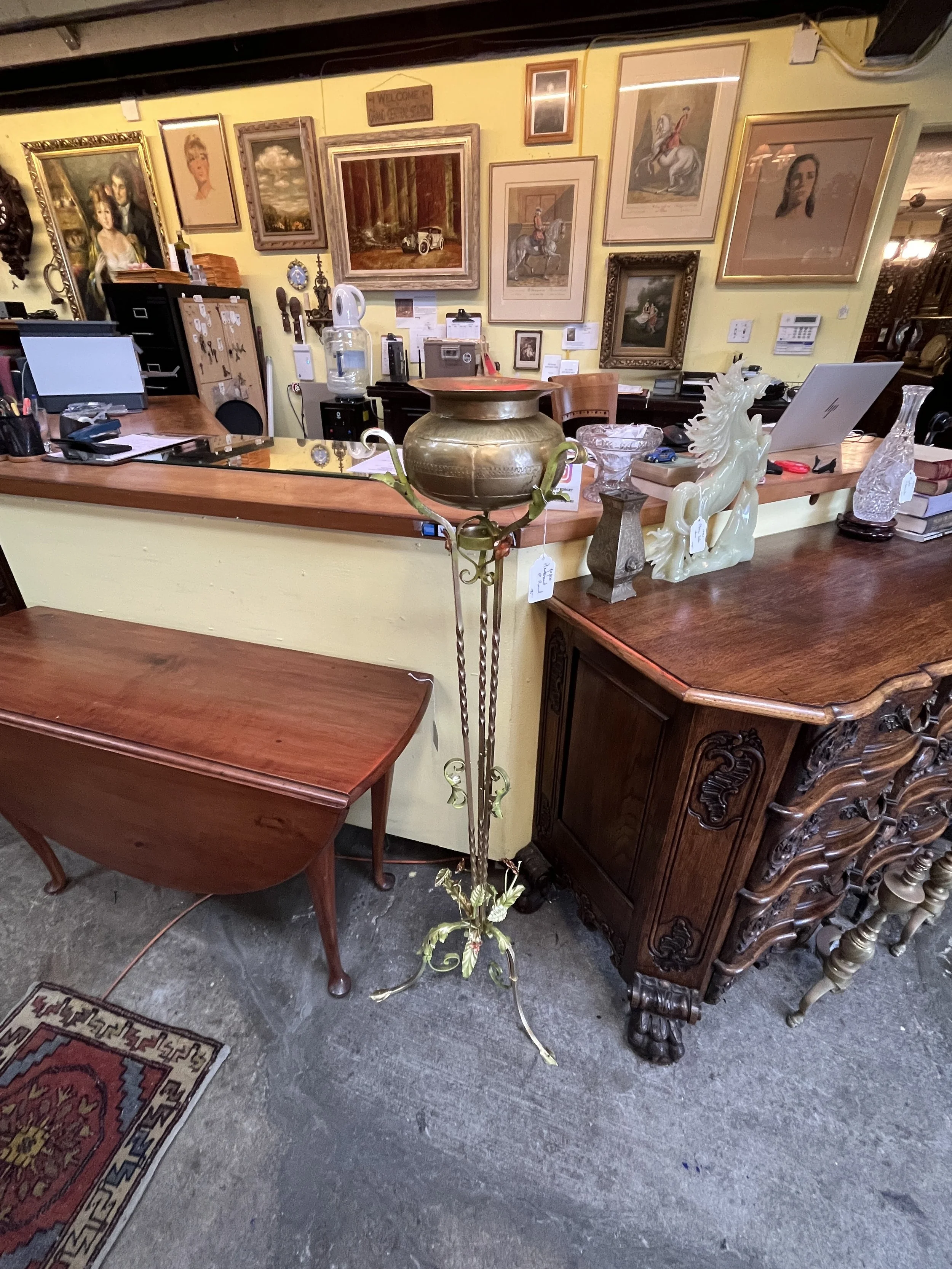 CO2CN1 - Iron Plantstand