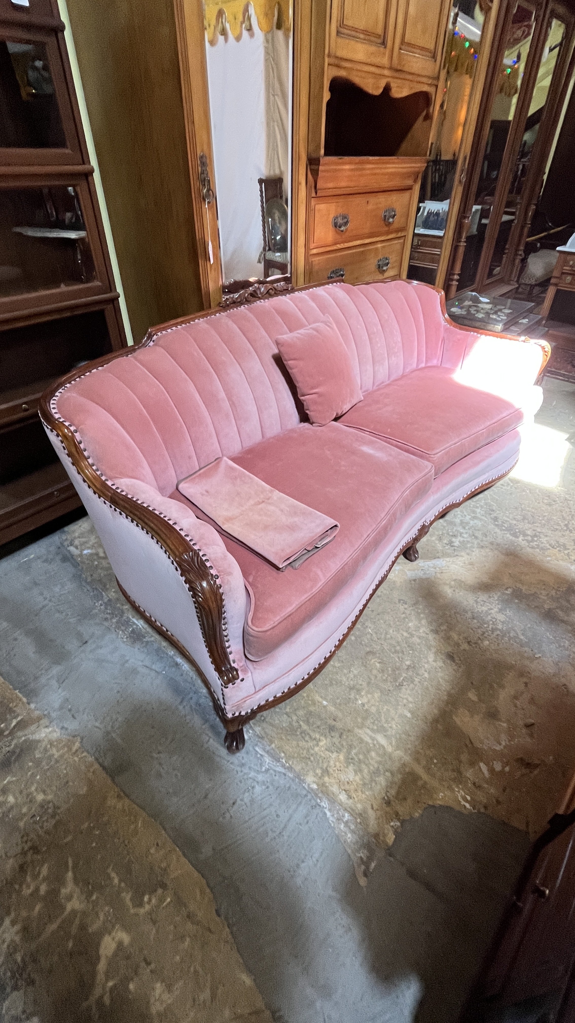 CO10MD85 - American Sofa - as is