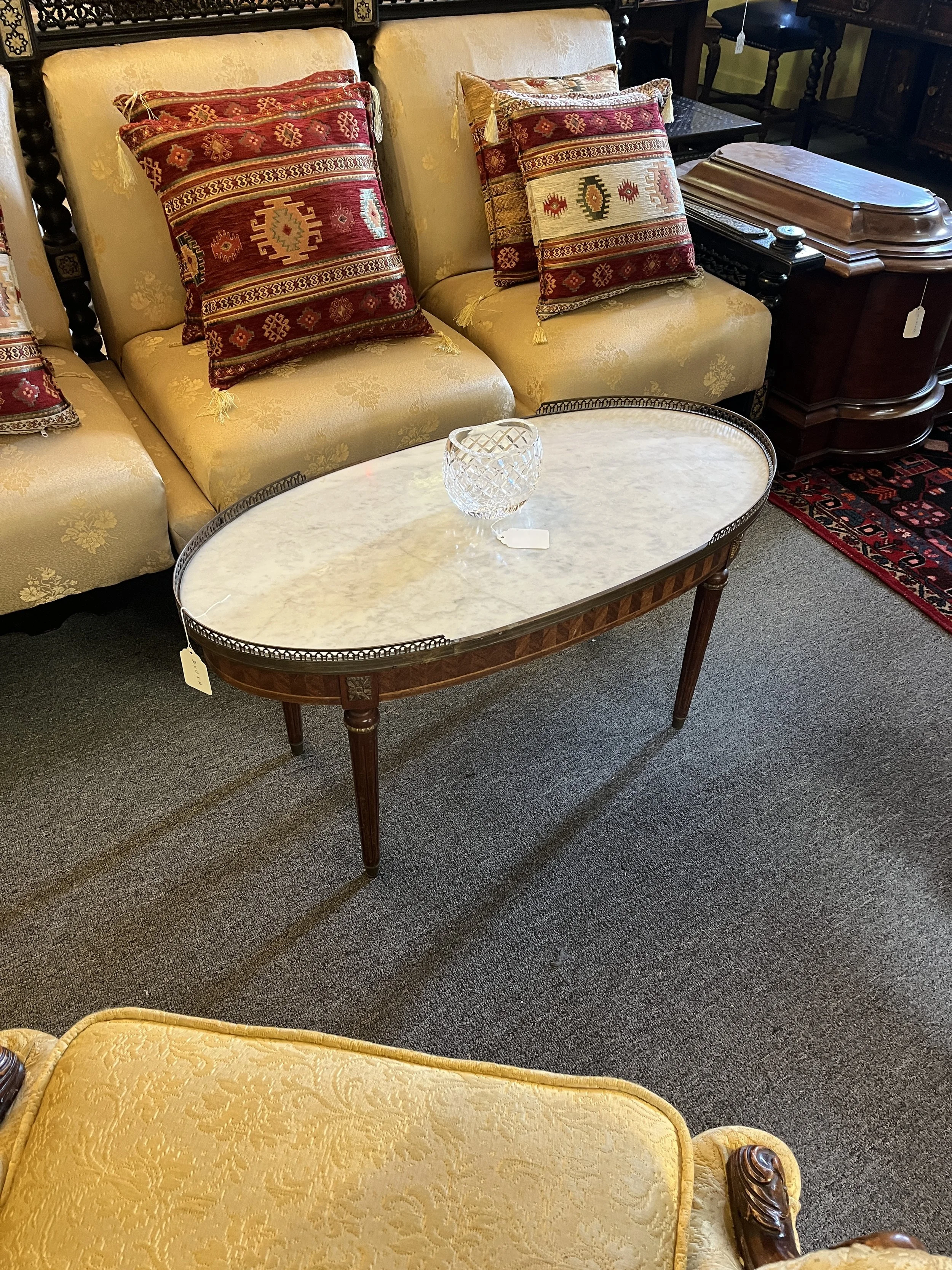 6RM12 - Oval Coffee Table w/Marble
