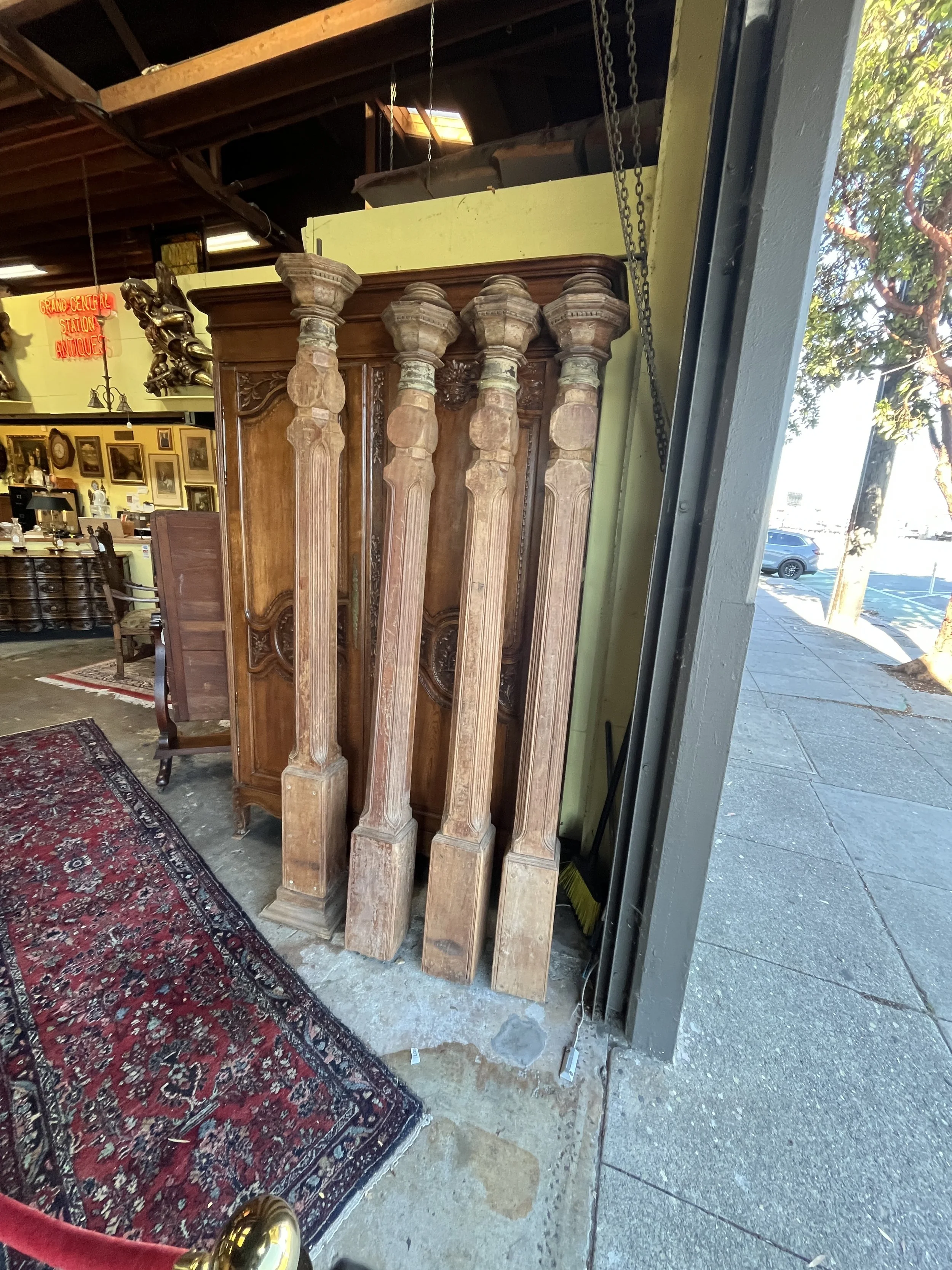 10RM1 - (4) Mahogany Columns