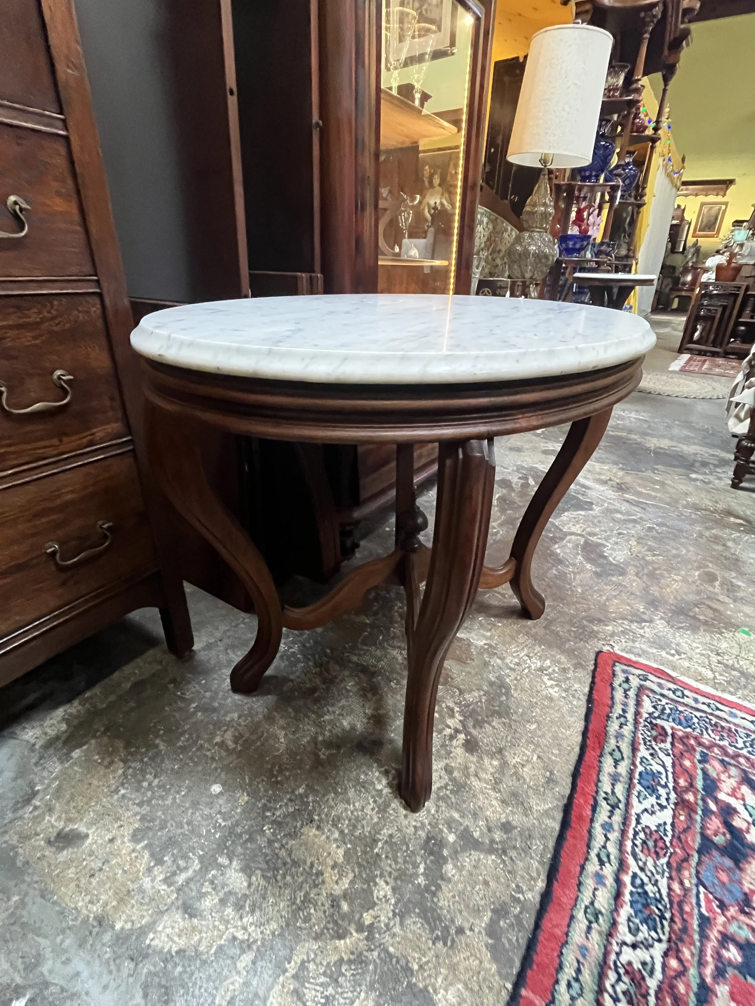 11RM9 - Victorian Parlor Table
