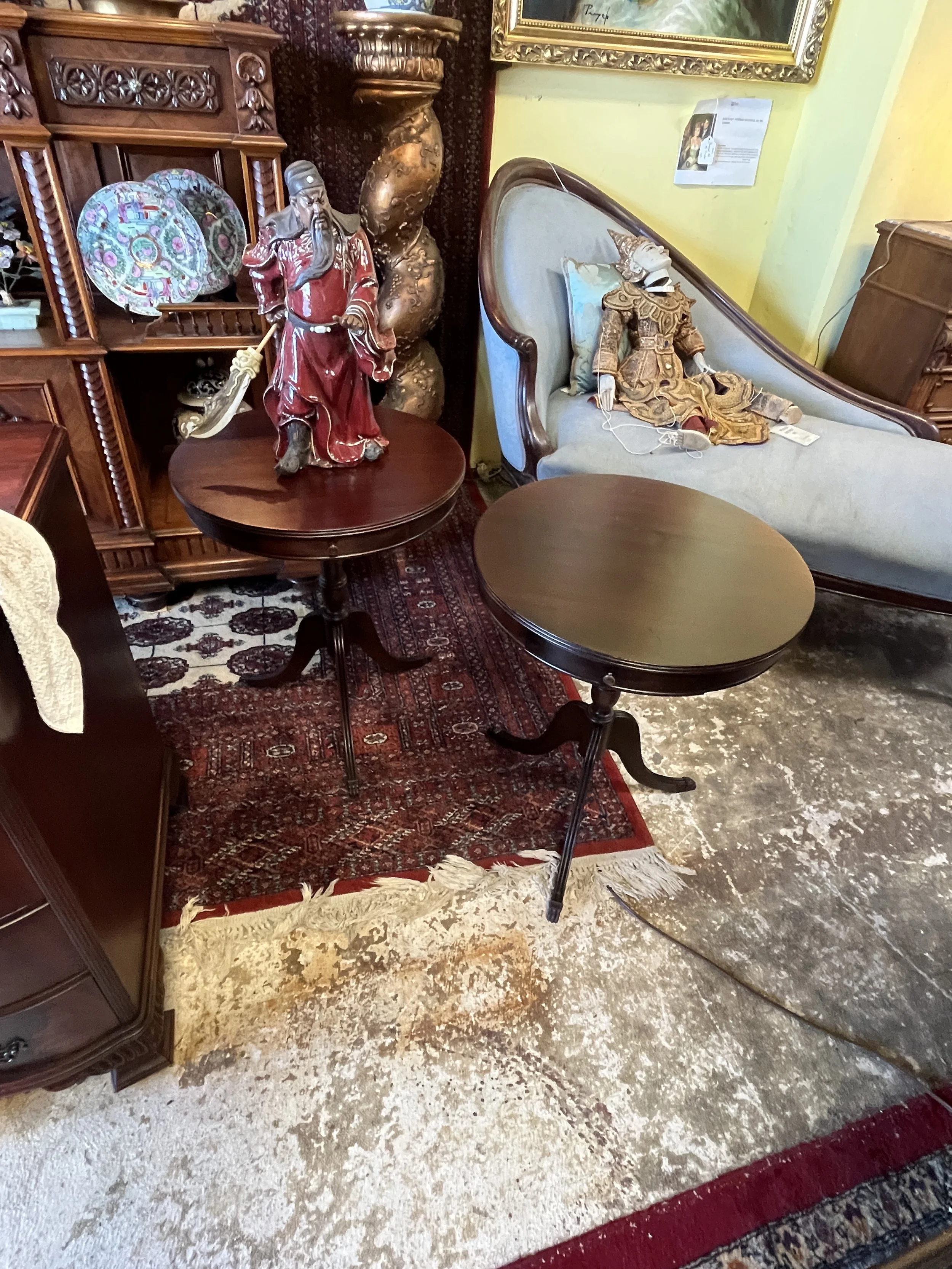 CO10MD87 - Pair of Mahogany Lamp Tables
