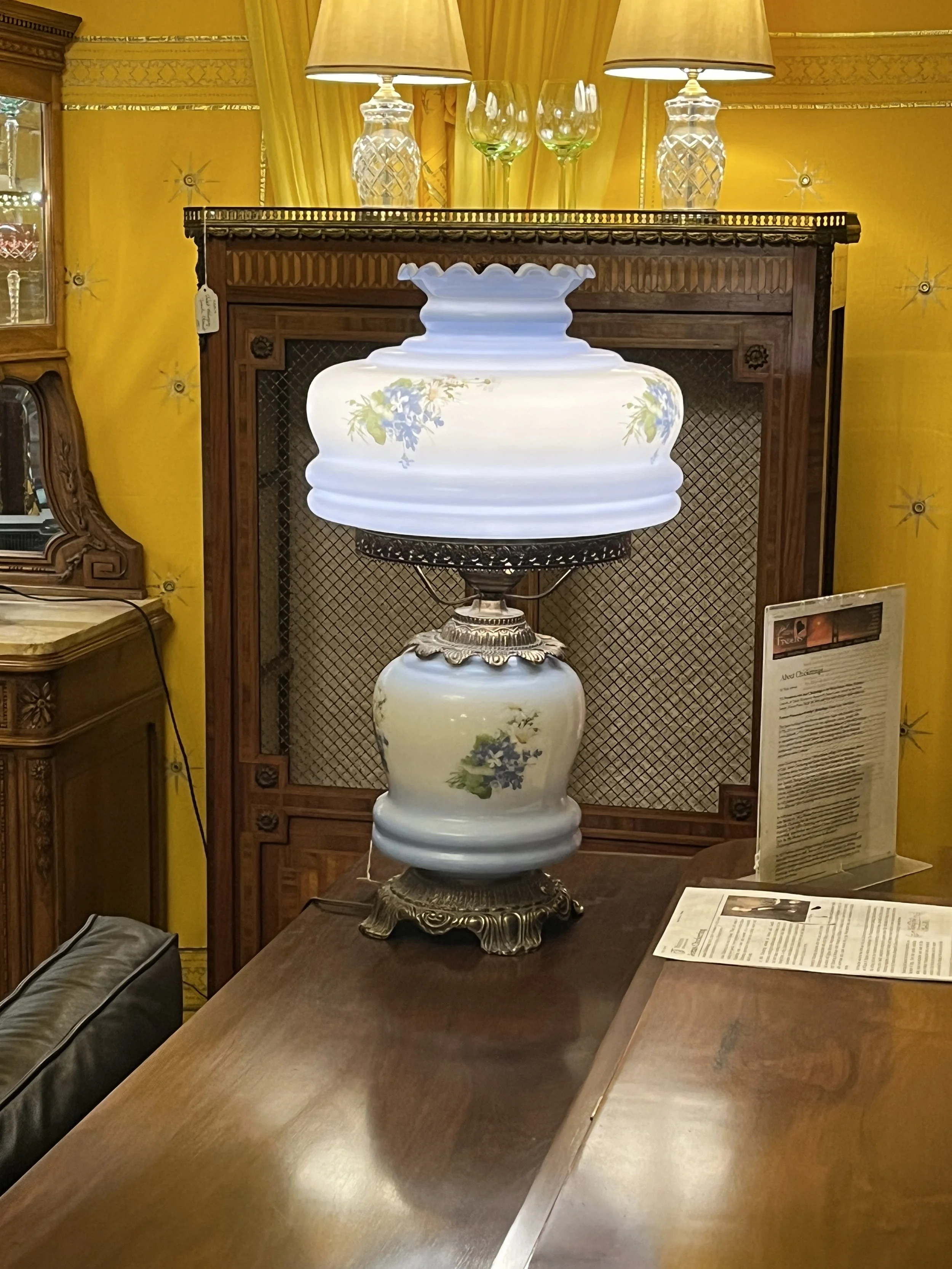 CO7JG4 - Porcelain Table Lamp