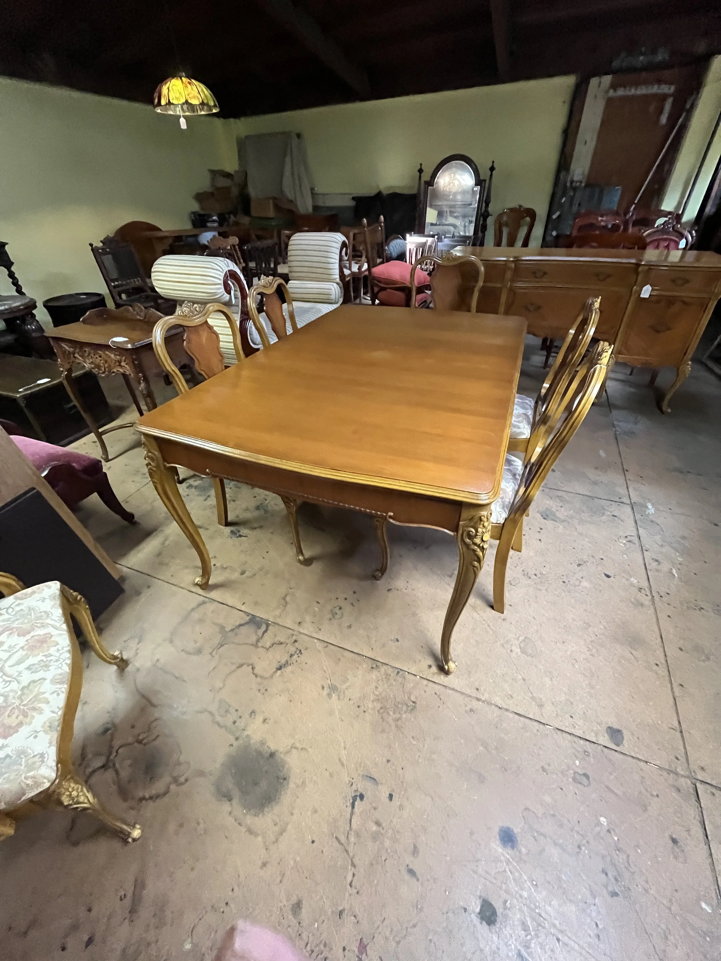 CO10MD84 - American Mahogany Dining Table