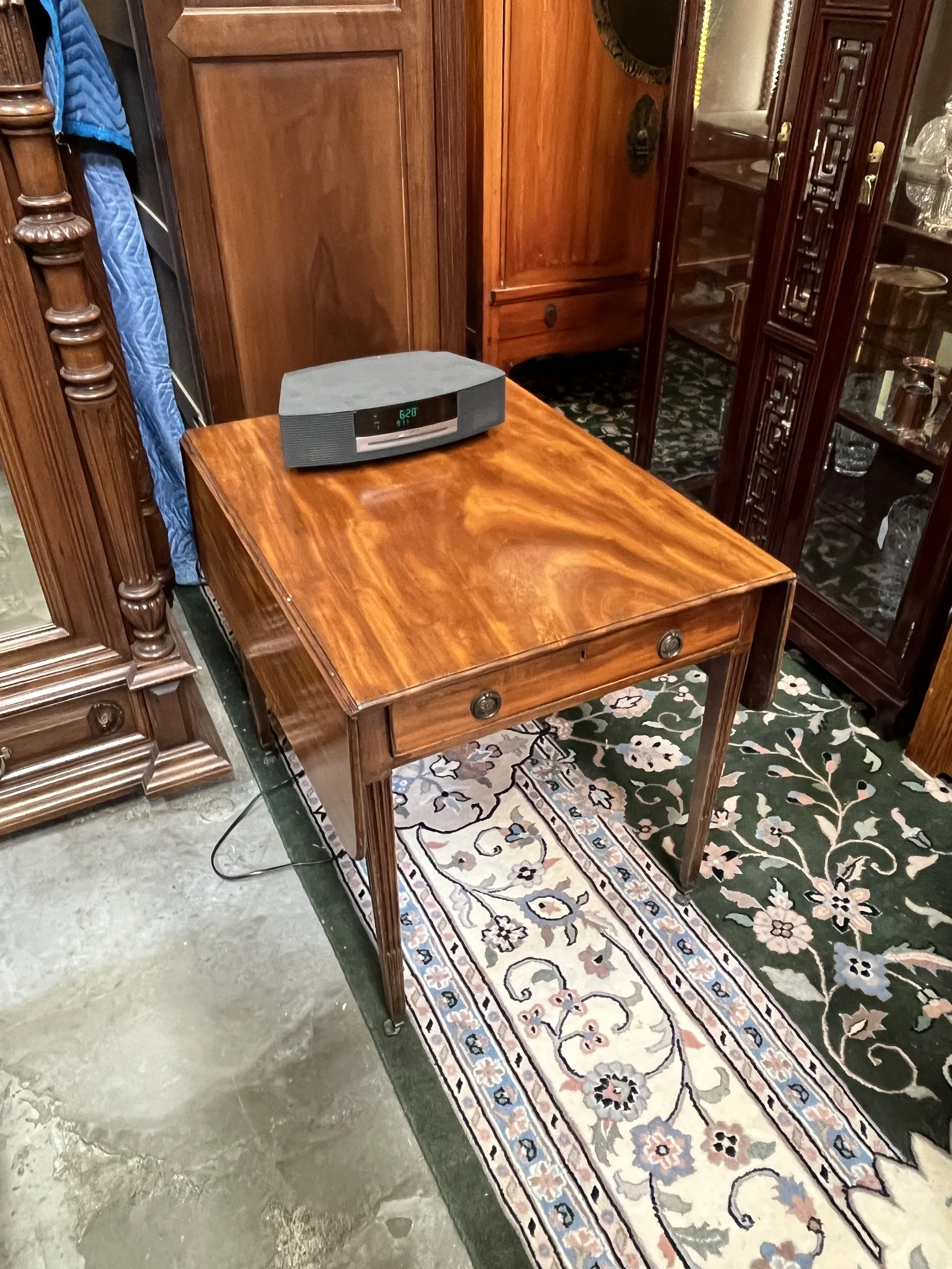 7RM20 - Mahogany Pembroke Table