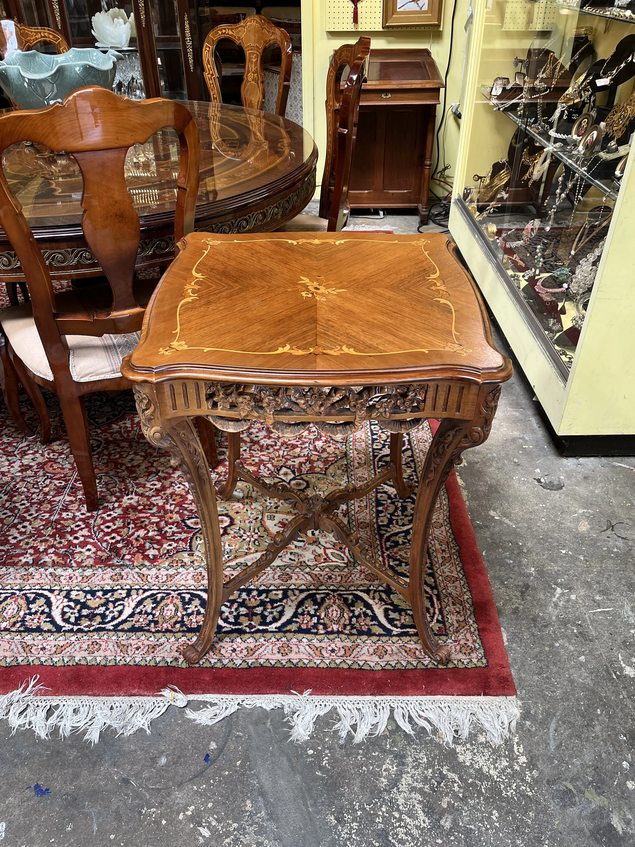 6RM100 - American Lamp Table