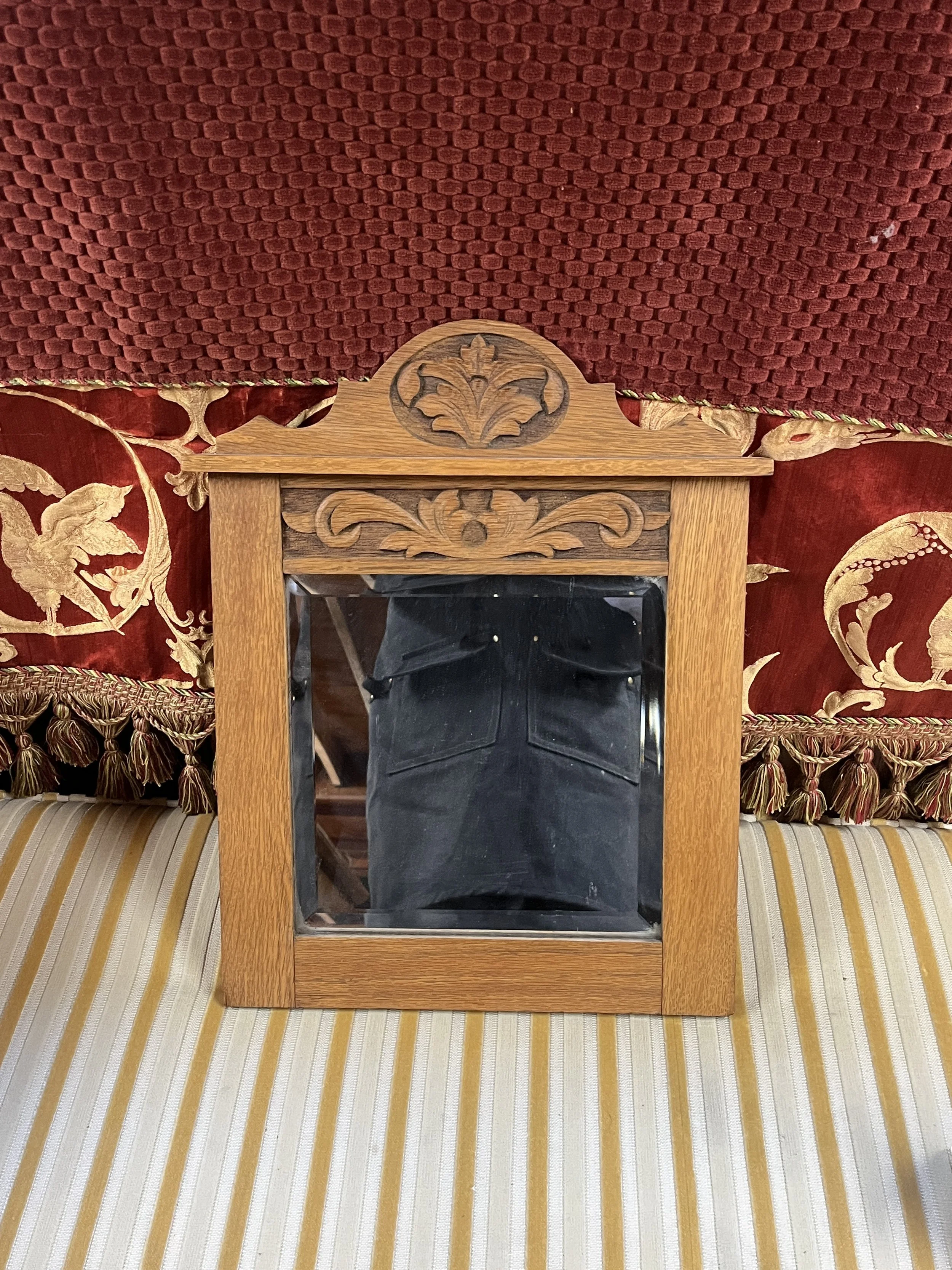 CO3HW3 - Small Oak Mirror