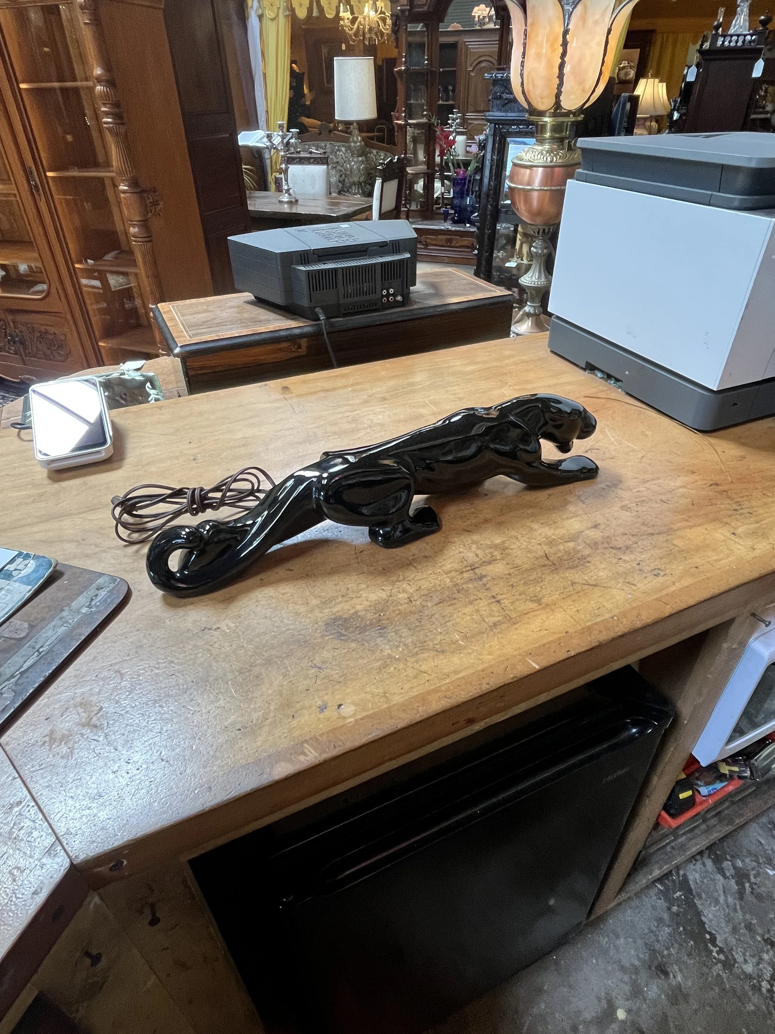 7RM9 - Panther Lamp