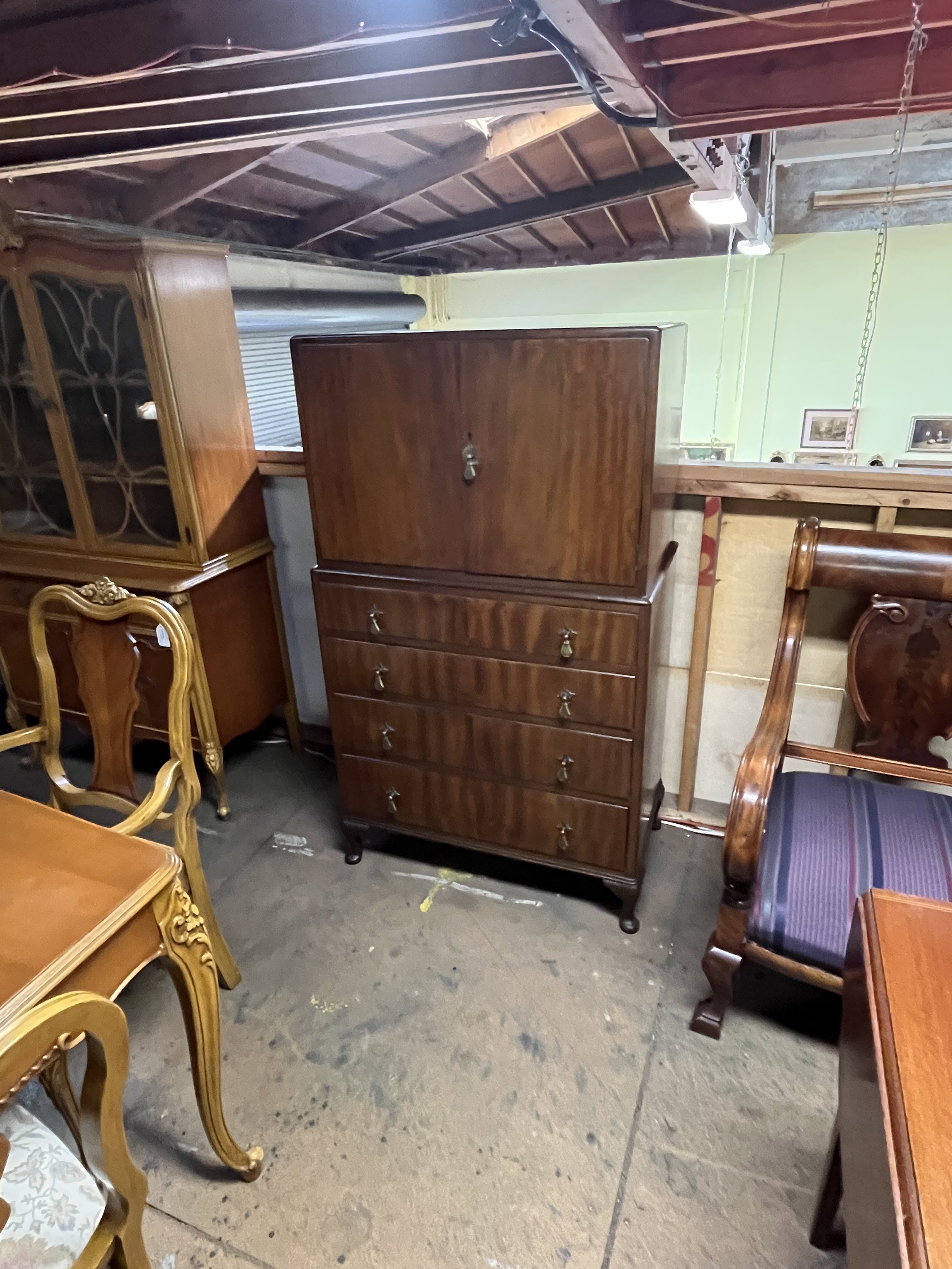 CO10MD90 - Oak Cabinet on Chest