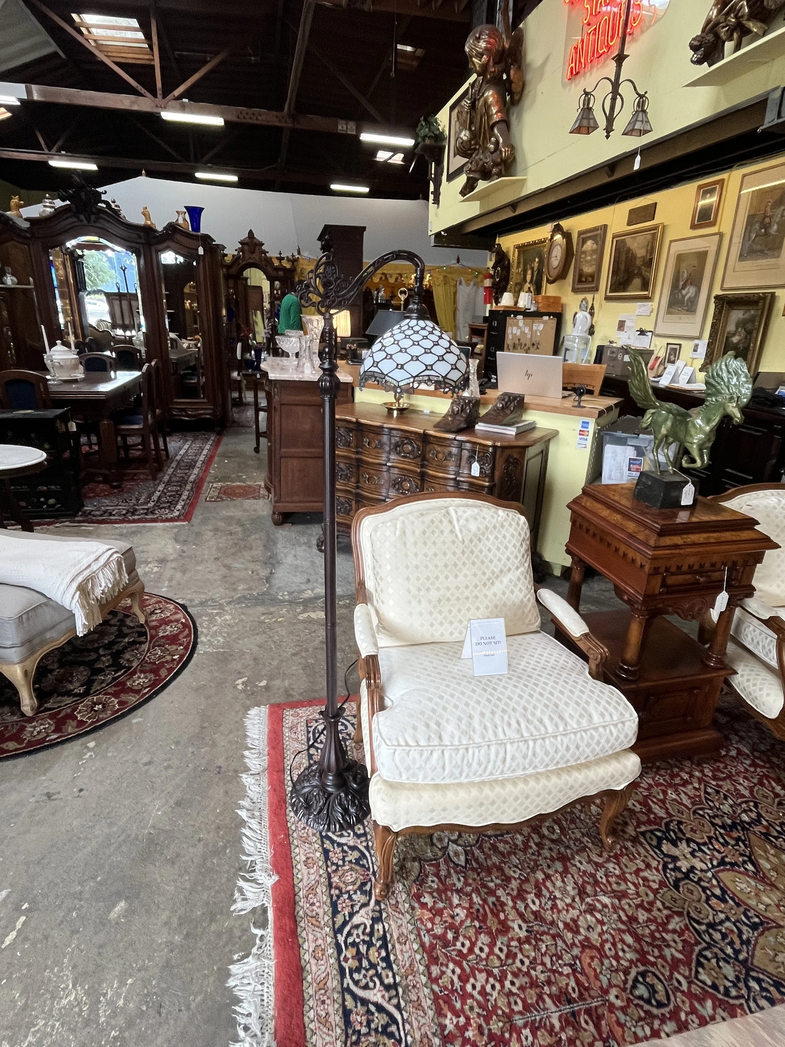 CO11MF7 - Contemporary Floor Lamp