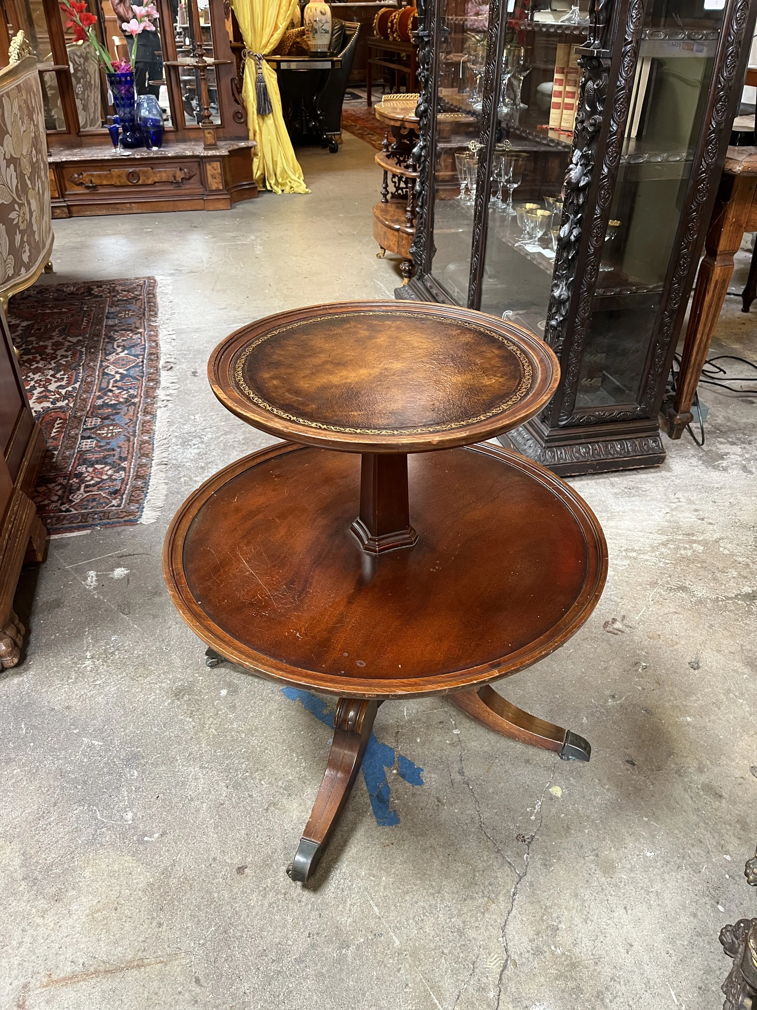 CO6CU1 - Two Tiered Occasional Table