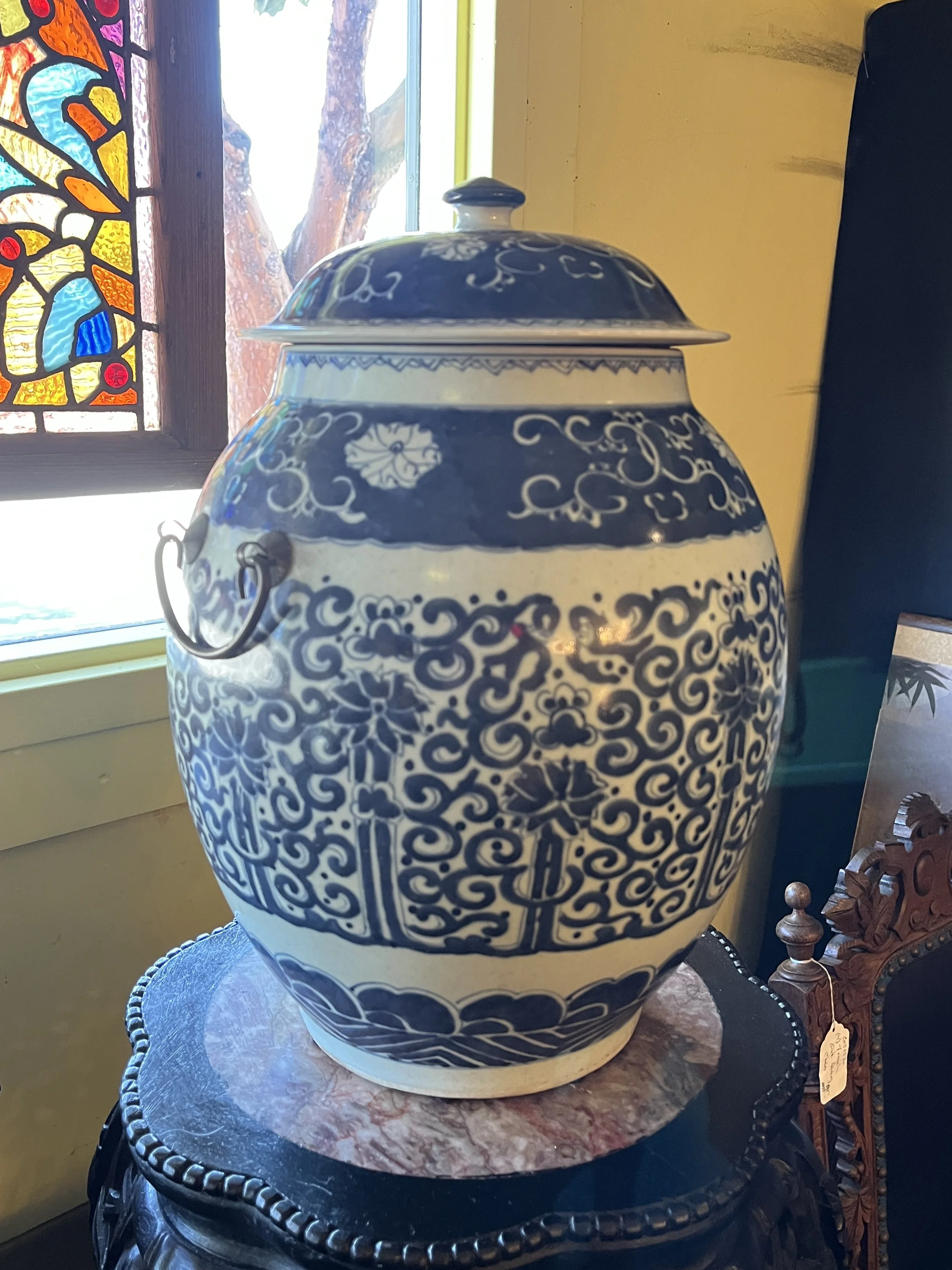 7RM12 - Chinese Lidded Jar