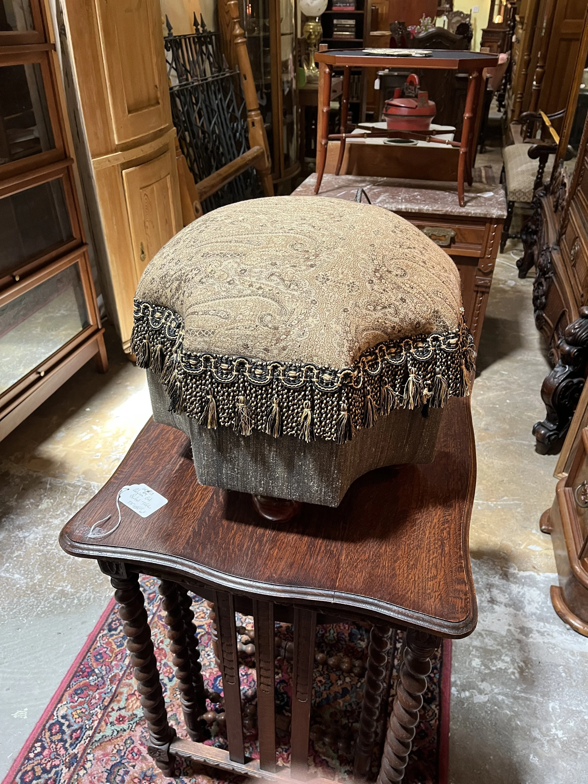 7RM19 - Three Stools