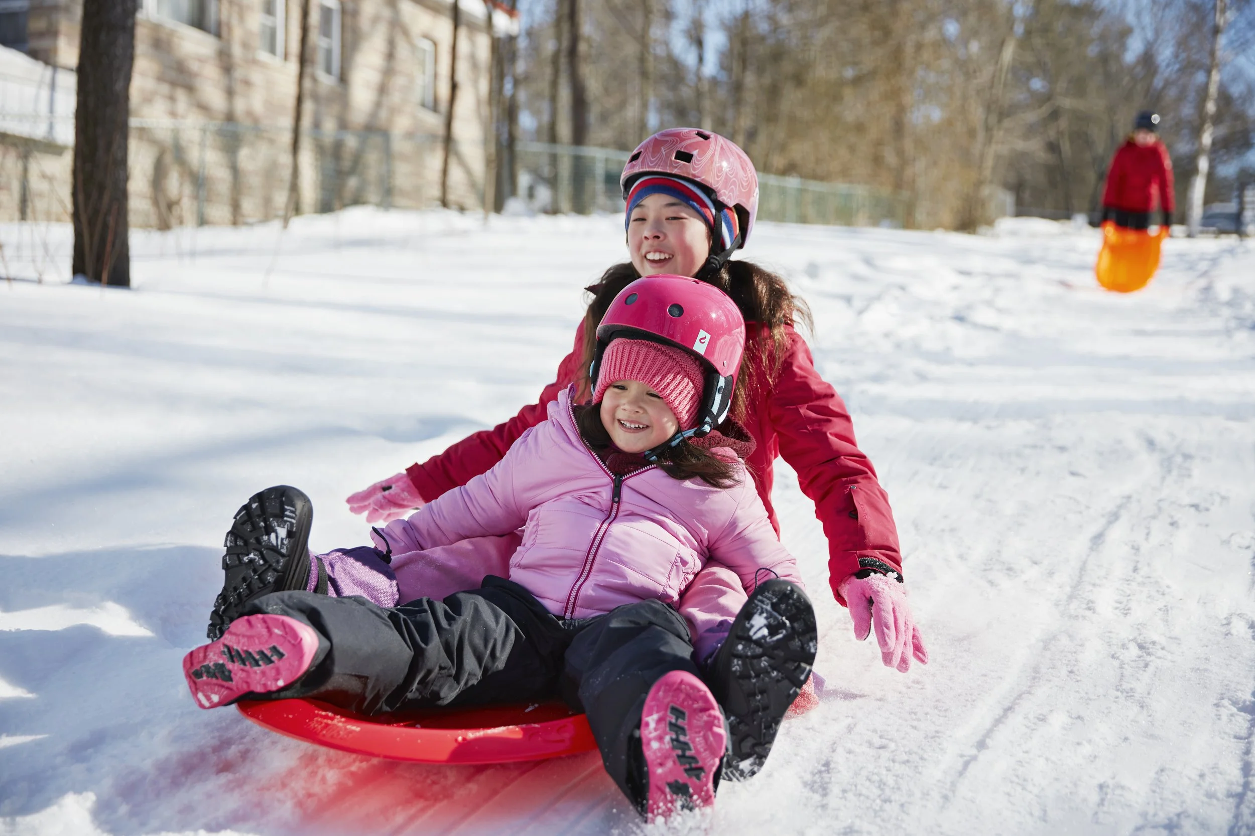 Kids tobogganing_B.jpg