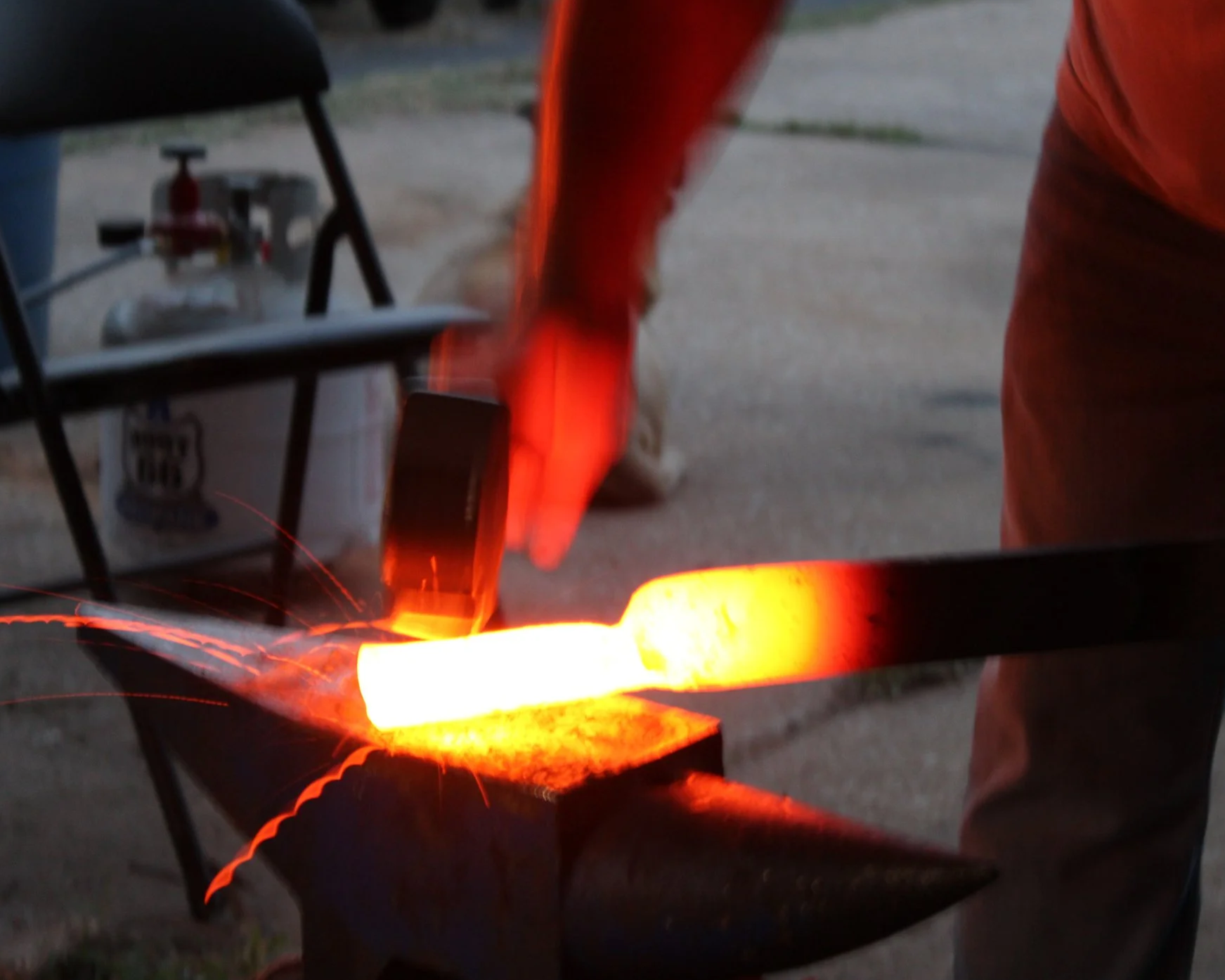 How are hand-forged knives made? Inside Leaping Dog Forge