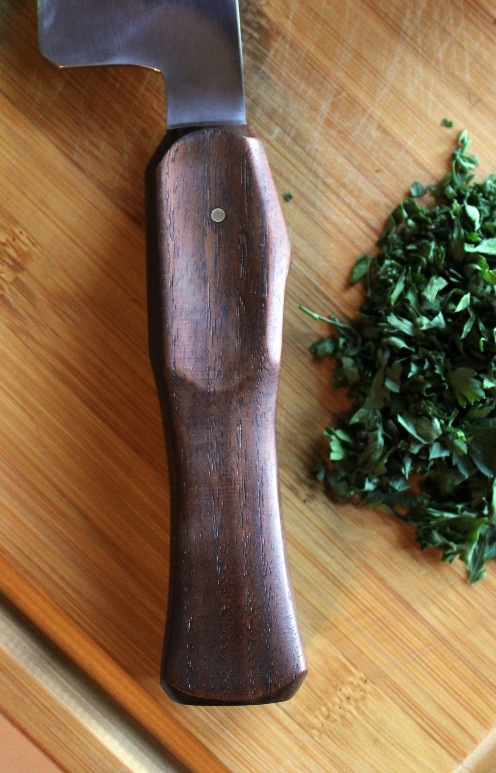 handmade-chef-knife-walnut-handle