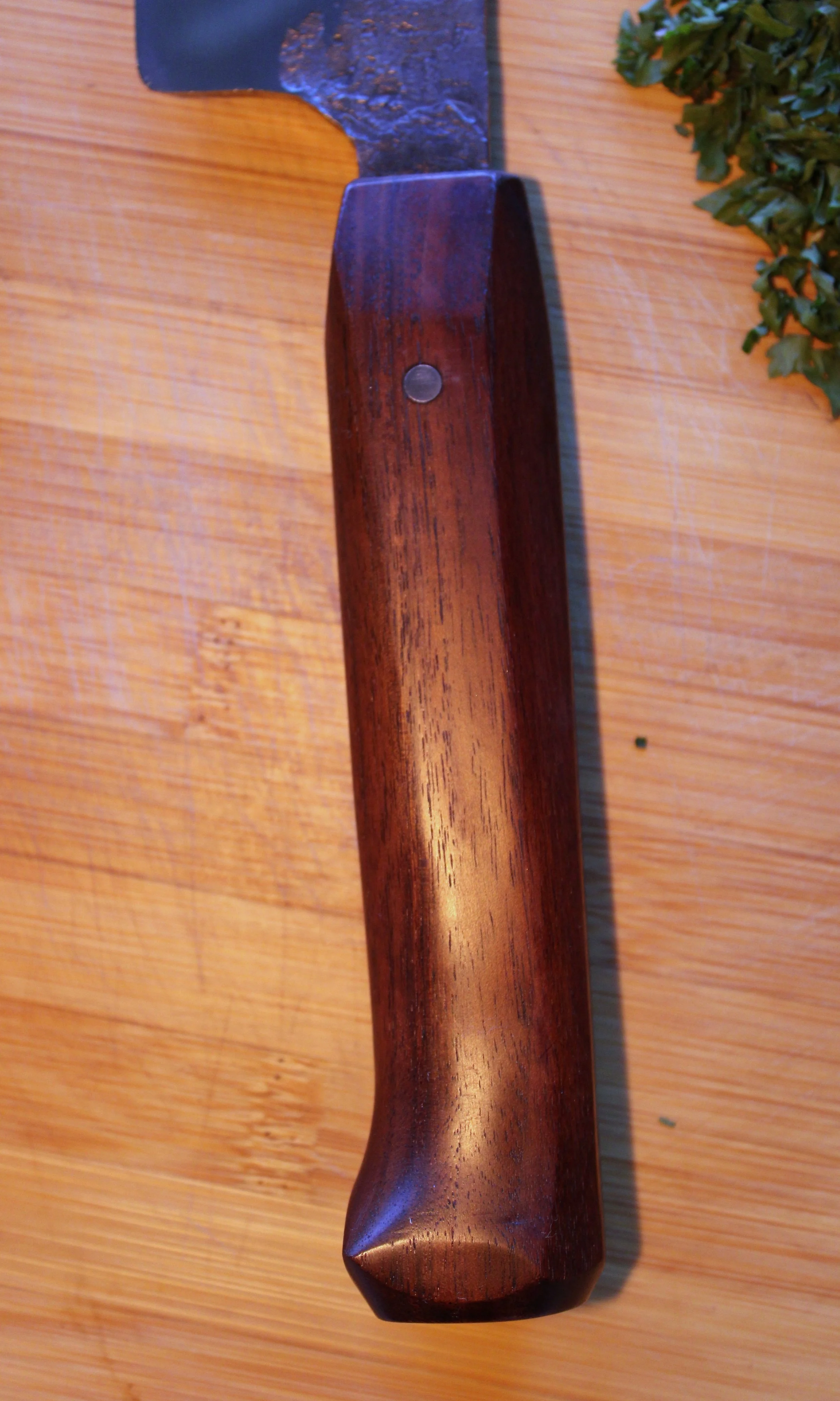 hand-made-cooking-knife-walnut-handle