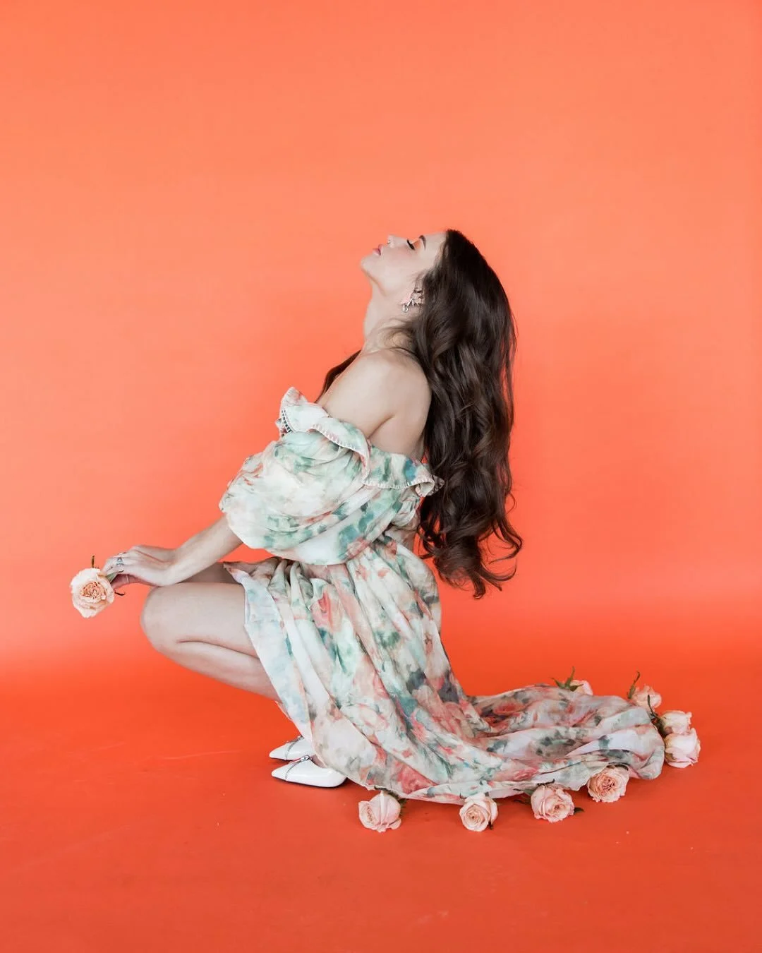 Introducing Color Story | Peach 🍑 

A collaboration of creators from diverse backgrounds, coming together to craft inspiring works that celebrate the art of color, creativity, and connection. 

Photography: @alievansphoto 
Makeup &amp; Hair: @liz.ha