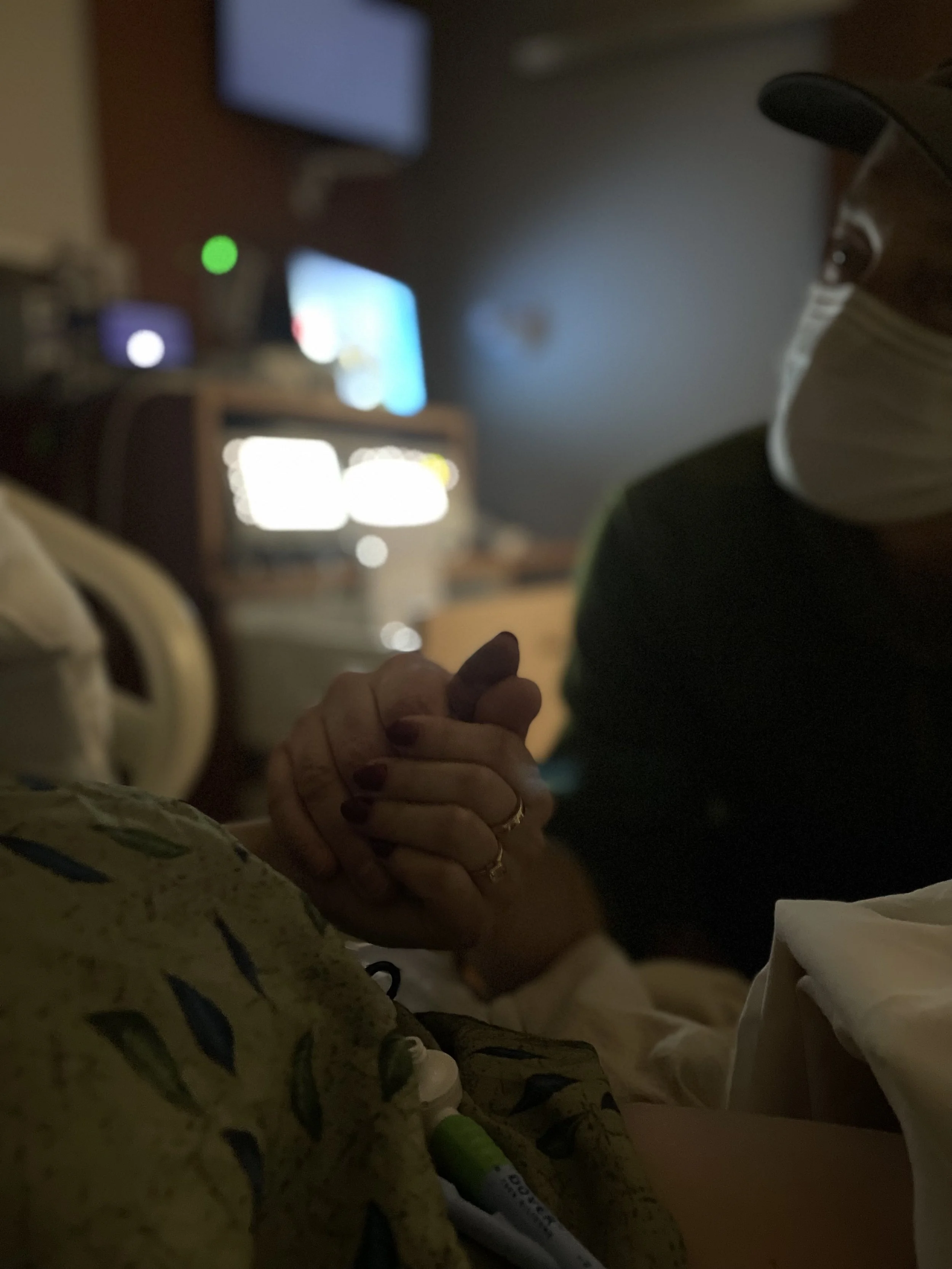 holding hands through the waves (northfield birth center)