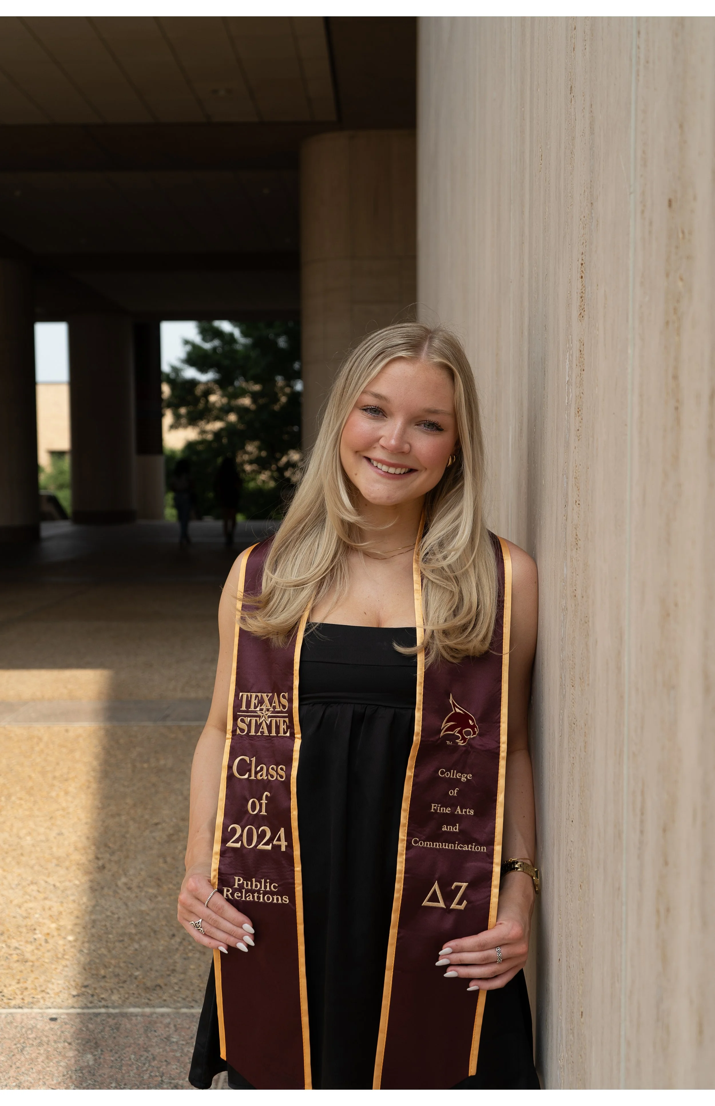 Riley nd Kate Grad-058.jpg